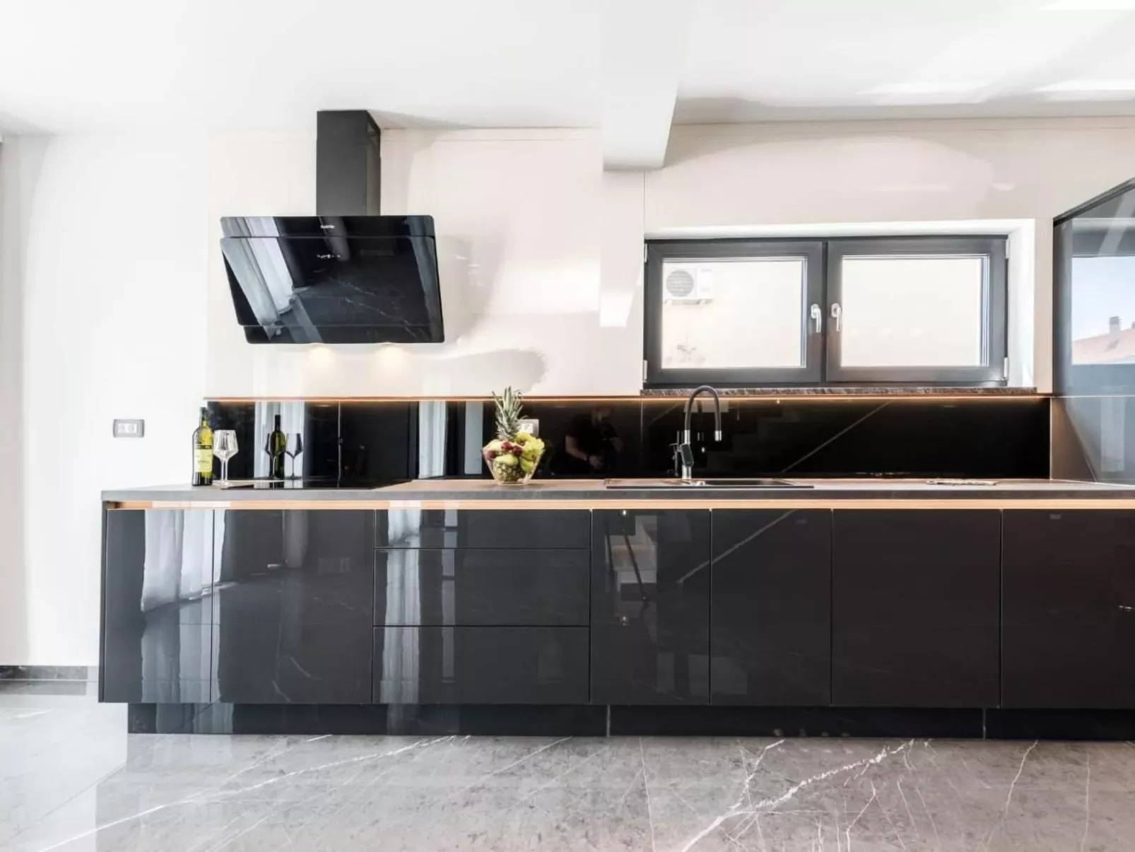 Villa Sandy Bay in Vodice-Image-tags.info