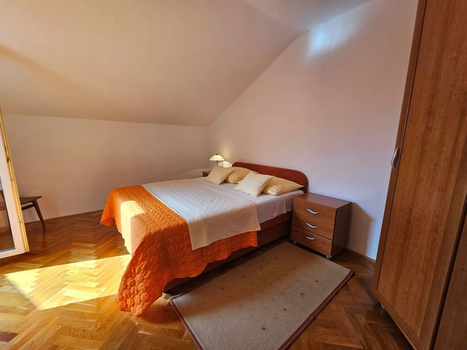 Appartement mit Balkon und Meerblick-Binnen