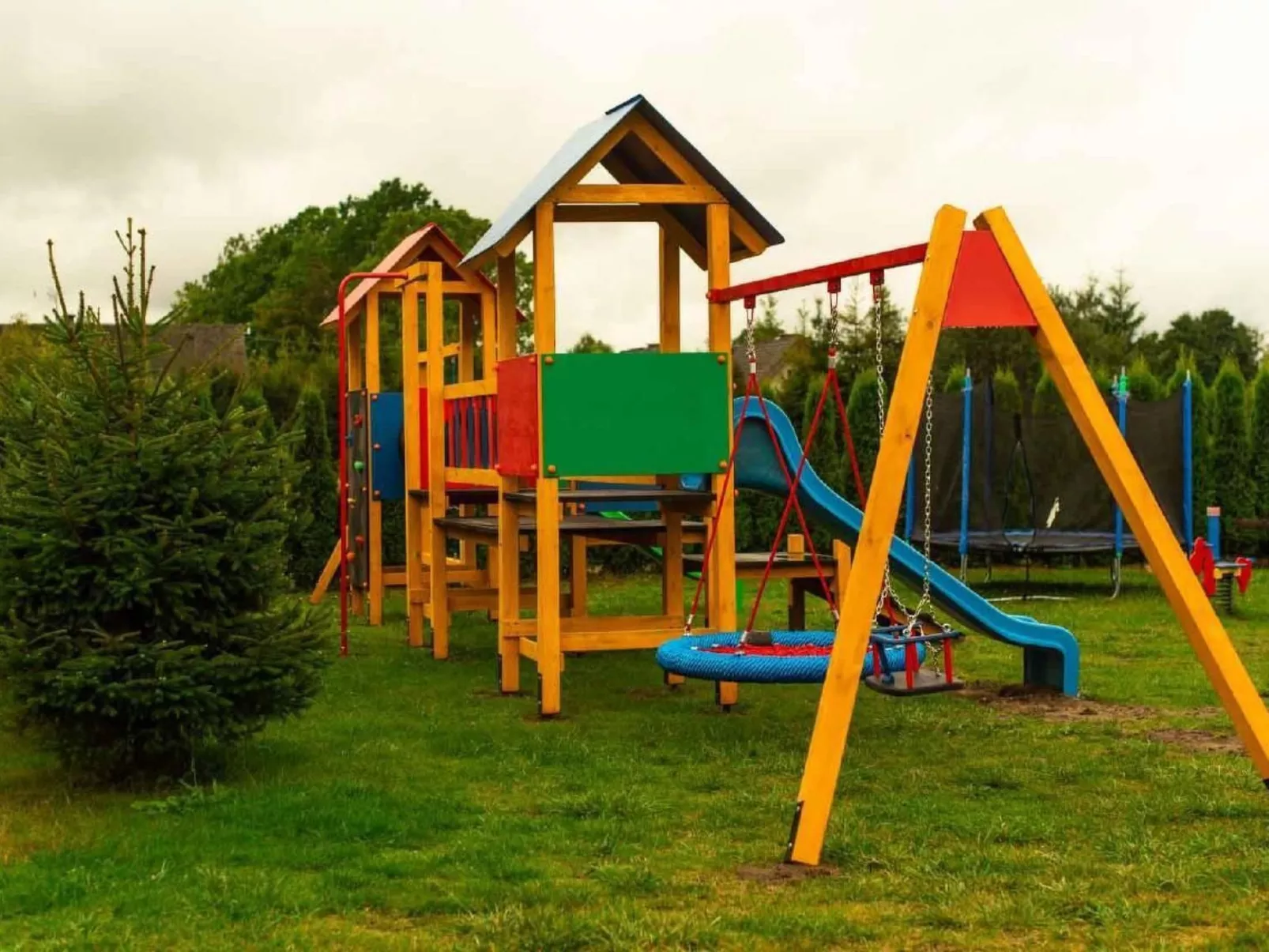 Modernes Ferienhaus in Biebrowo mit Grill, Garten und Terrasse-Image-tags.info