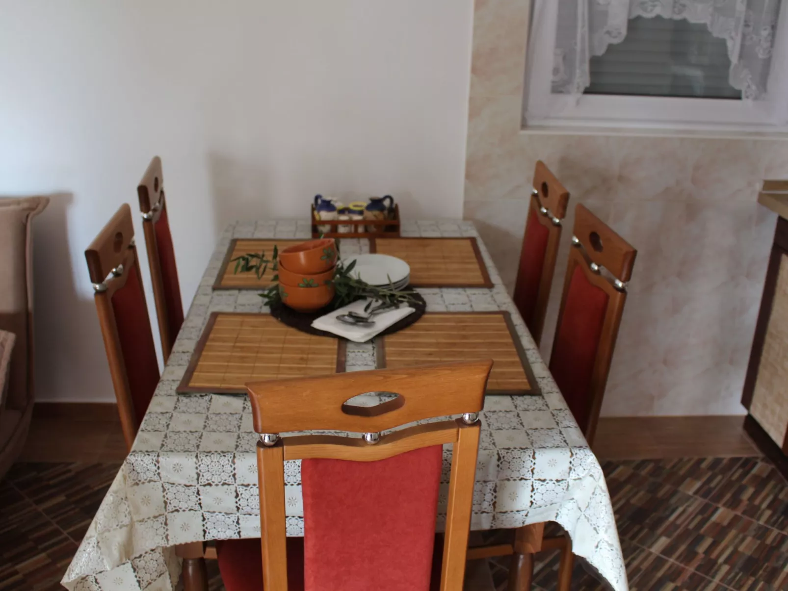 Gemütliche Ferienwohnung in Dramalj mit Großer Terrasse-Binnen