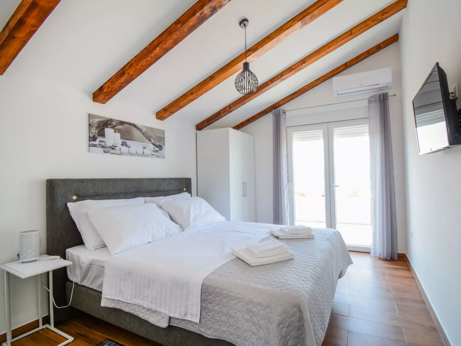 Villa mit beheiztem Pool mit Meerblick - TA Leut Agency-Binnen