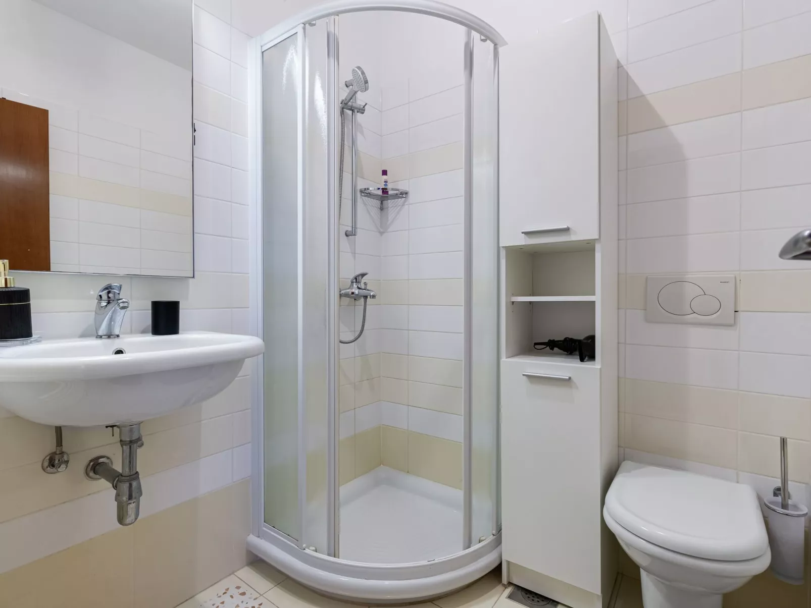 Luxuriöse Villa mit Meerblick - von TA Leut Agency-Binnen