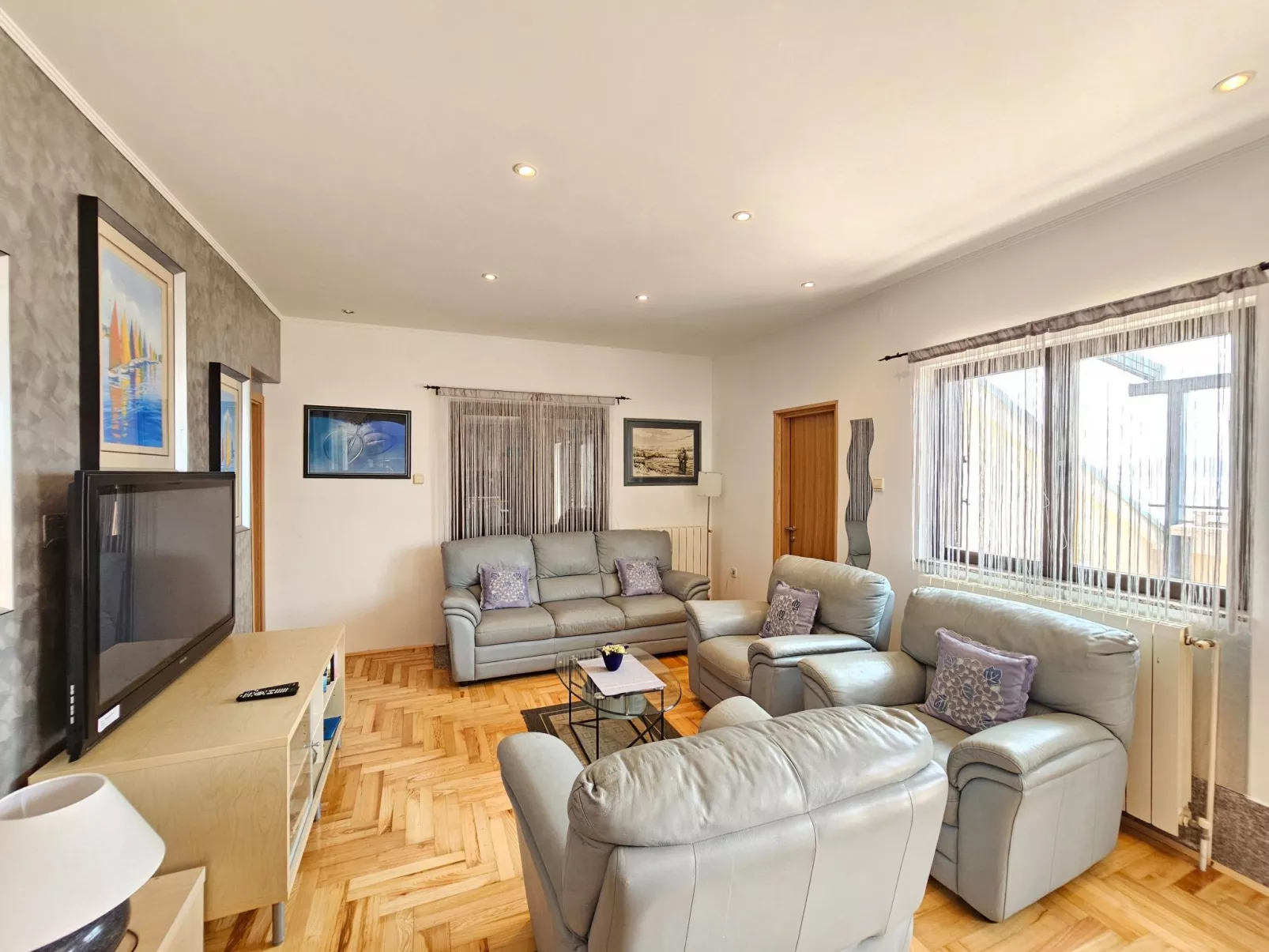 Wohnung mit Meerblick, 200m vom Strand entfernt-Binnen