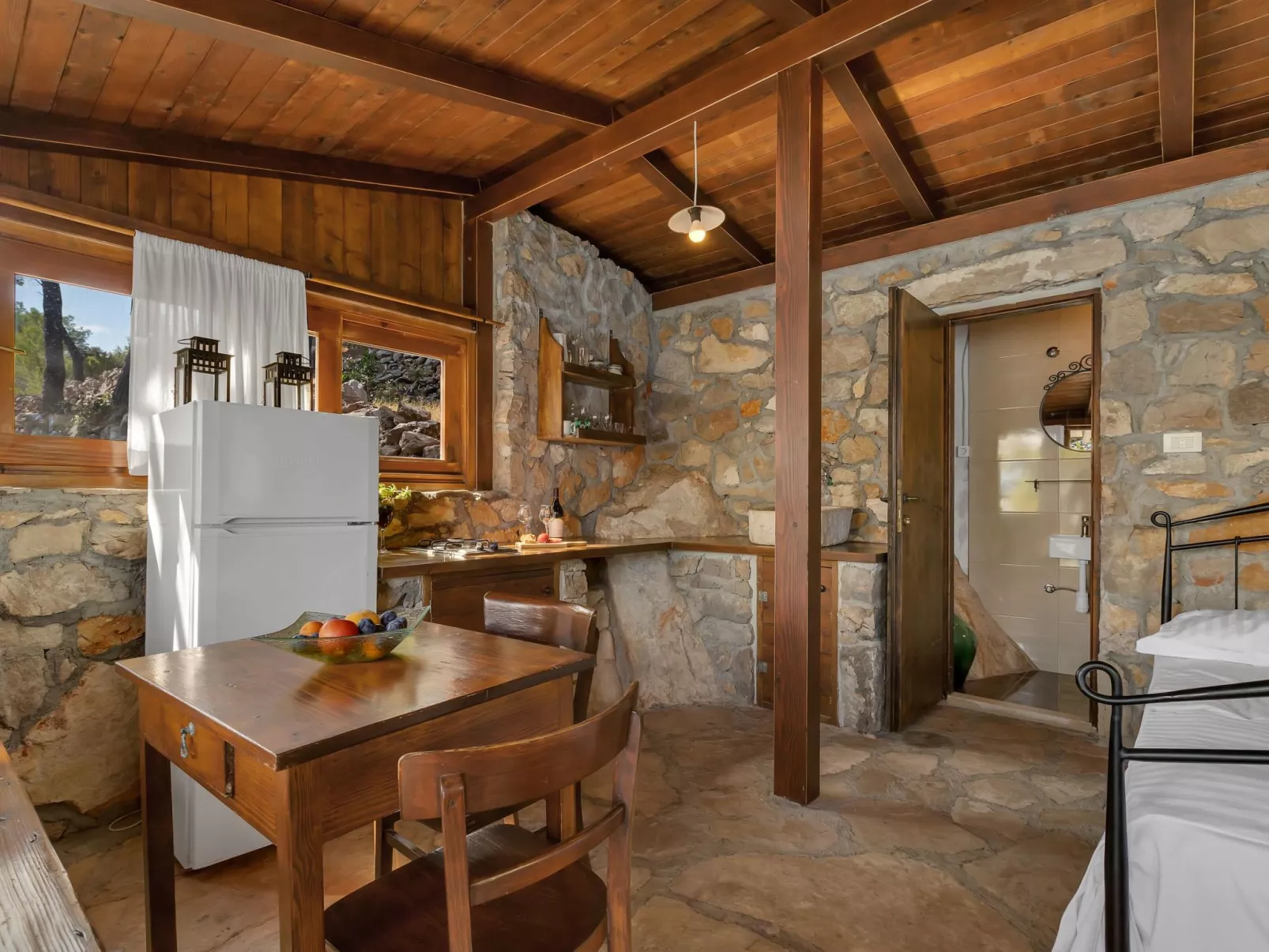 Haus in Općina Sućuraj mit Grill und Terrasse-Binnen