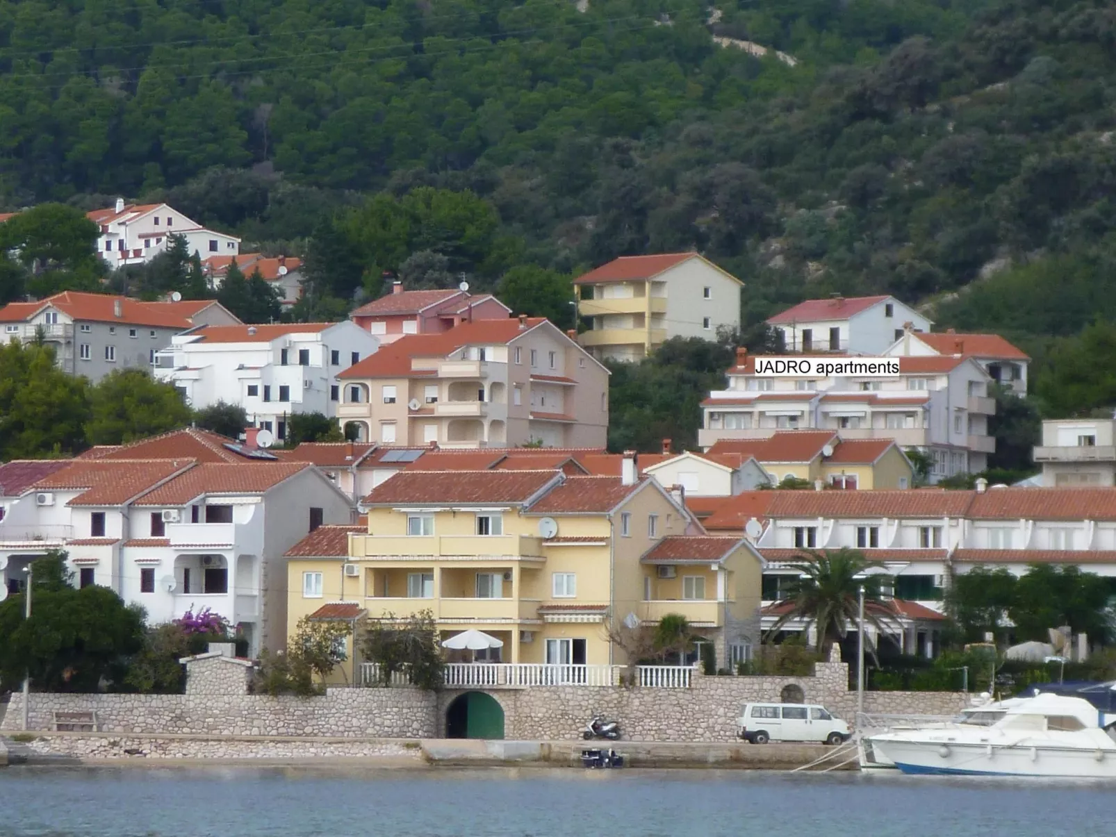 Wohnung in Barbat mit Terrasse und Grill-Image-tags.info