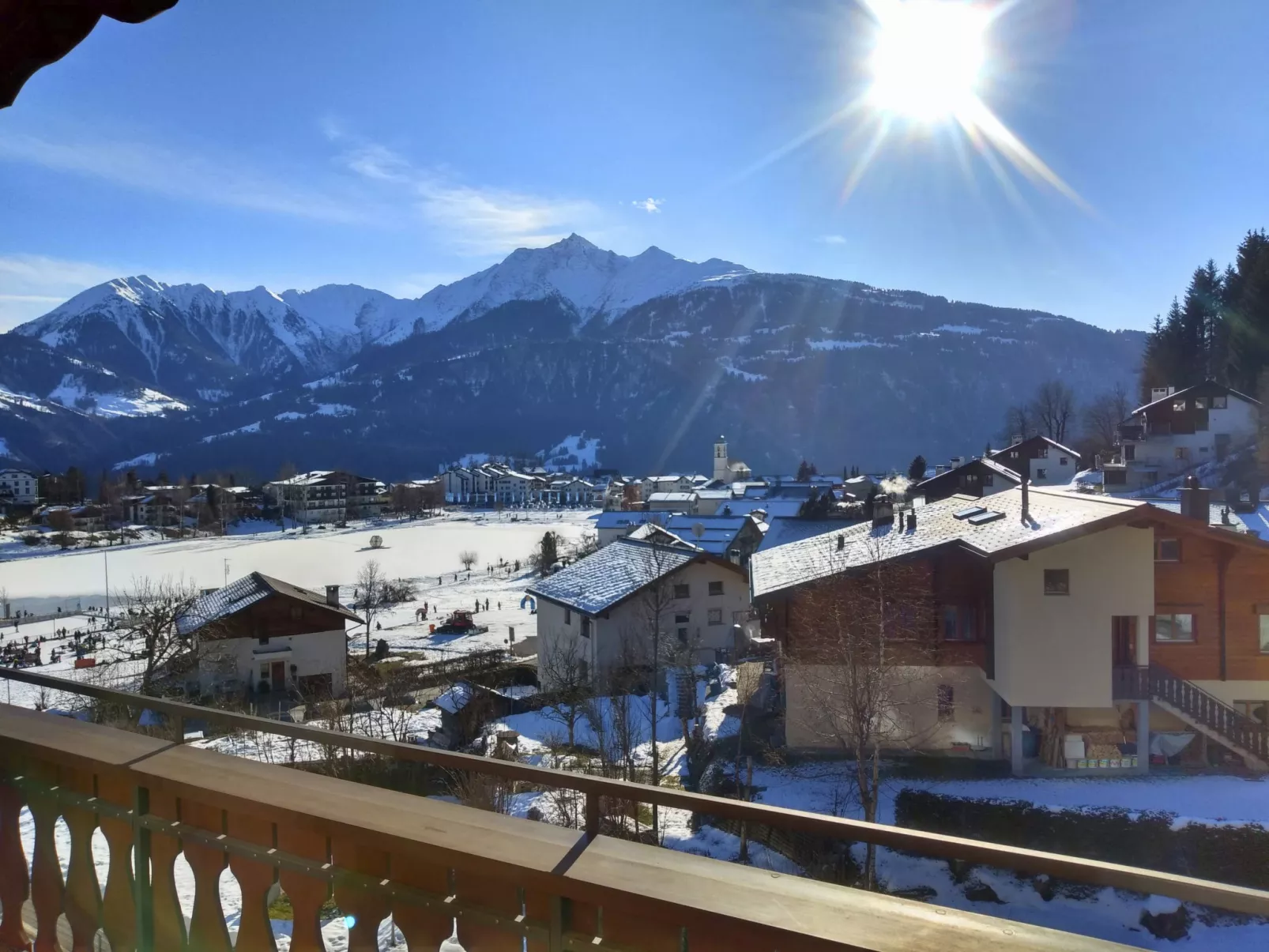 Chalet mit Bergsicht-Buiten