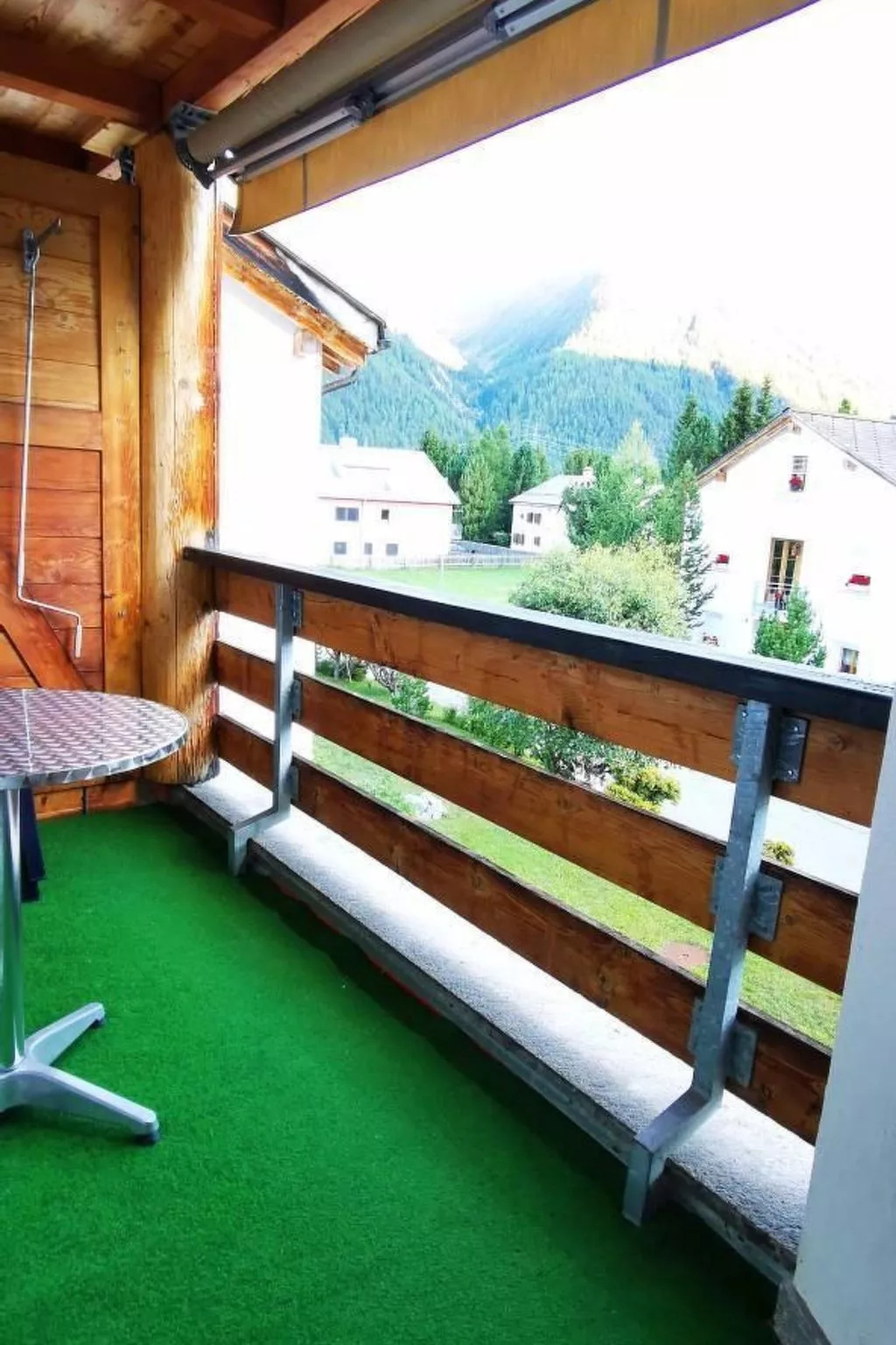 Via charels sur 8-Buiten