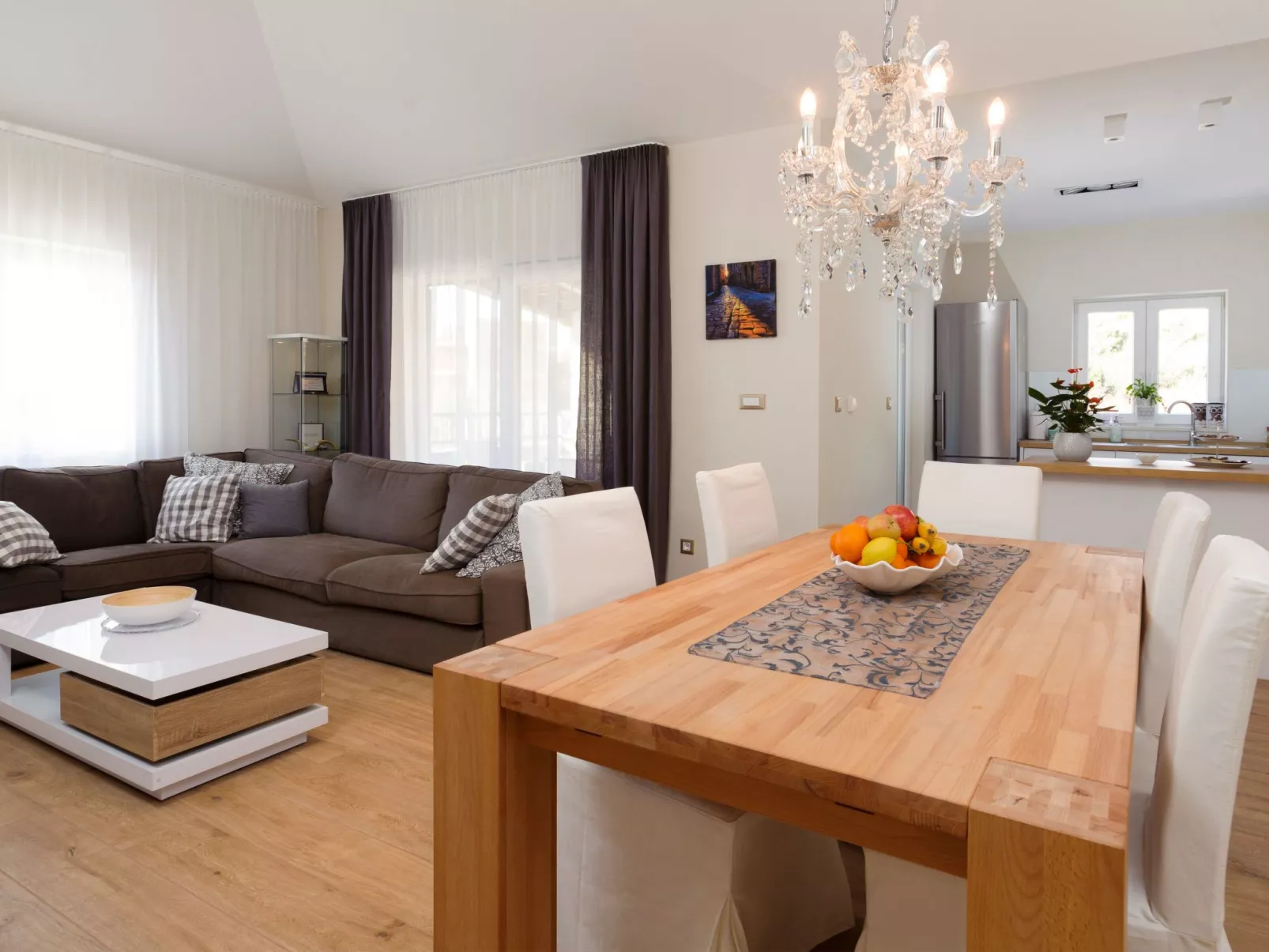 Luxuriöse Steinvilla mit privatem Swimmingpool und herrlichem Meerblick-Binnen