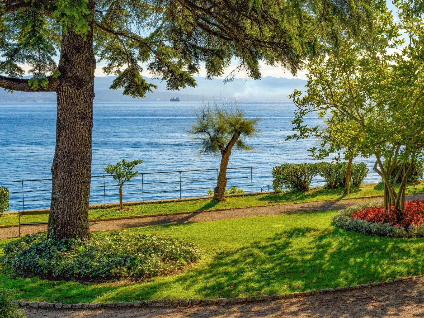 Wunderschöne Luxus-Familienvilla Emily-Omgeving