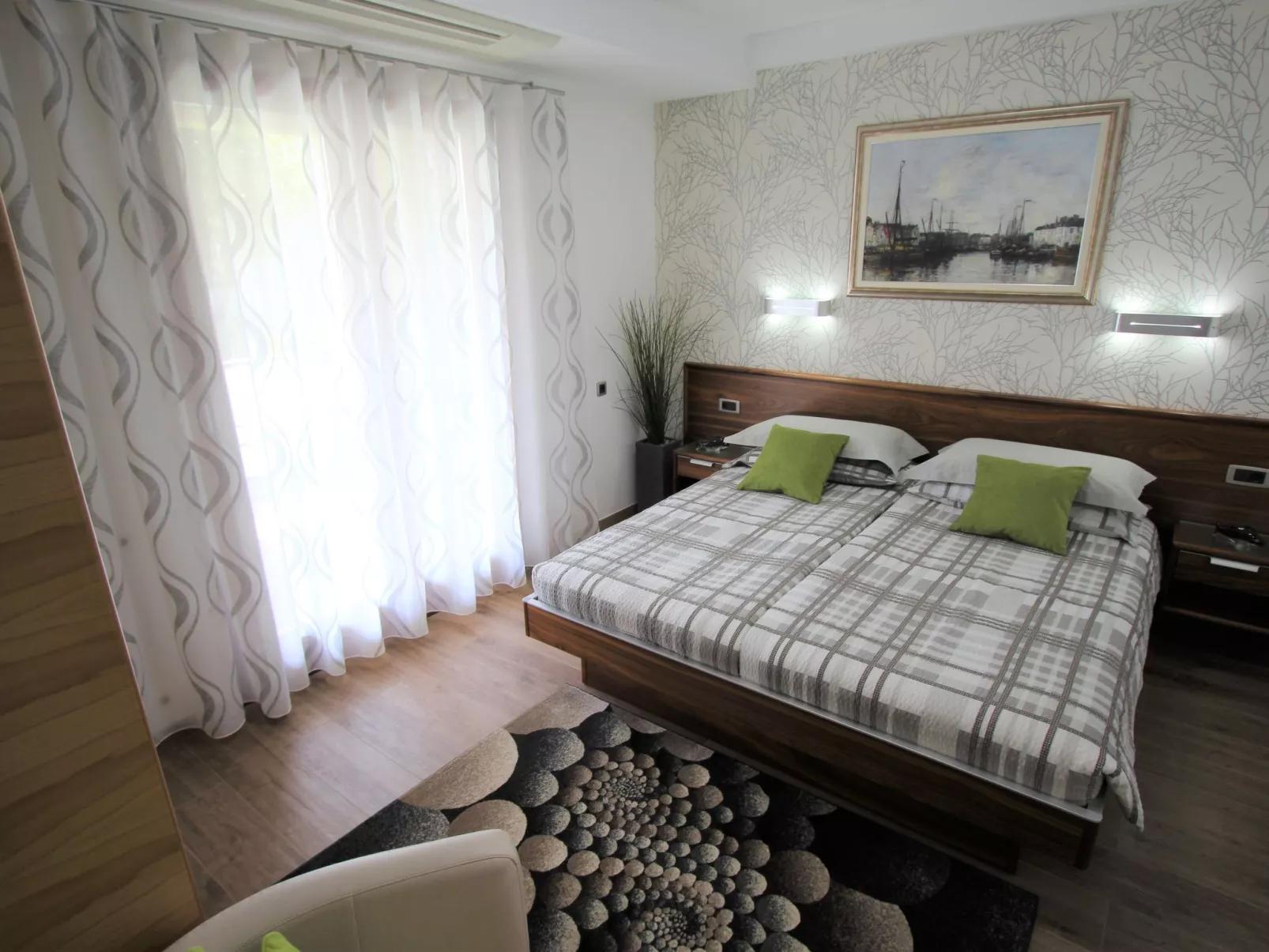 Appartement Silvia mit Terrasse und Meerblick-Binnen