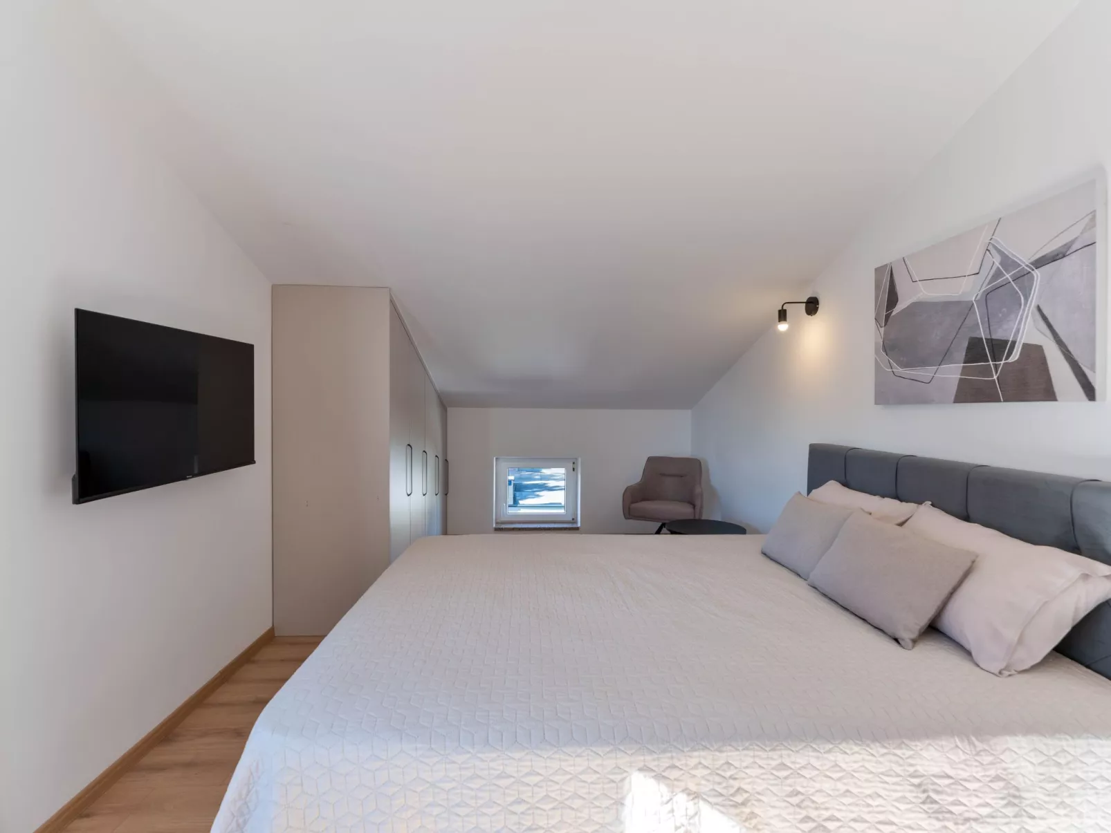 In Pula mit privatem Pool-Binnen