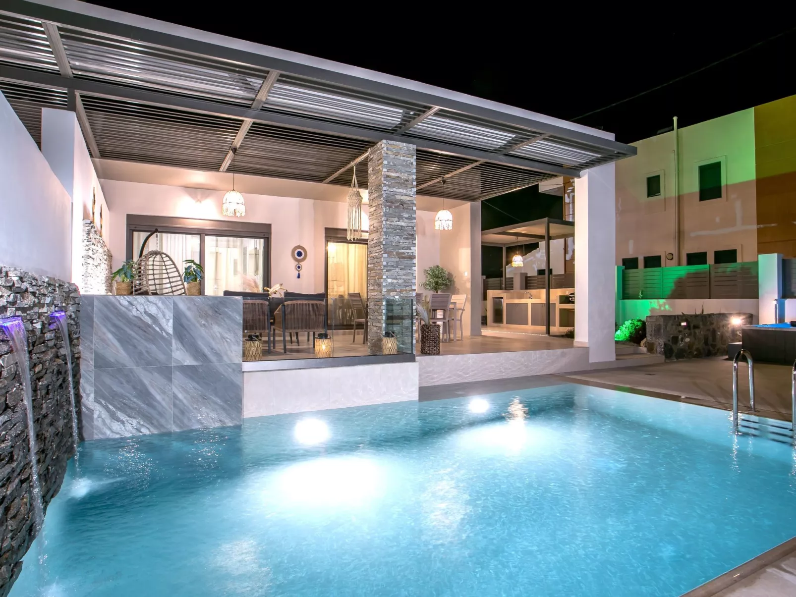 Kiki Luxus-Villa-Buiten