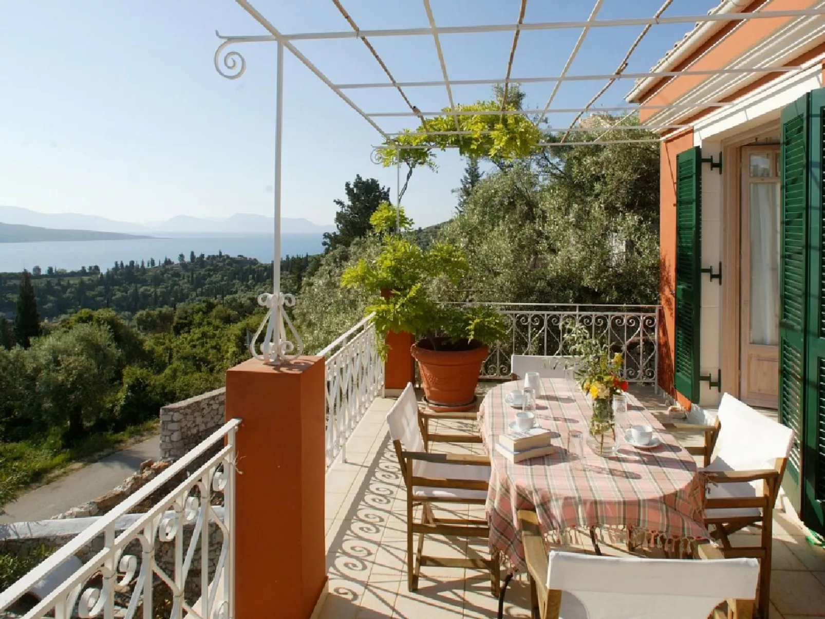 Villa Anthea Rossa-Buiten