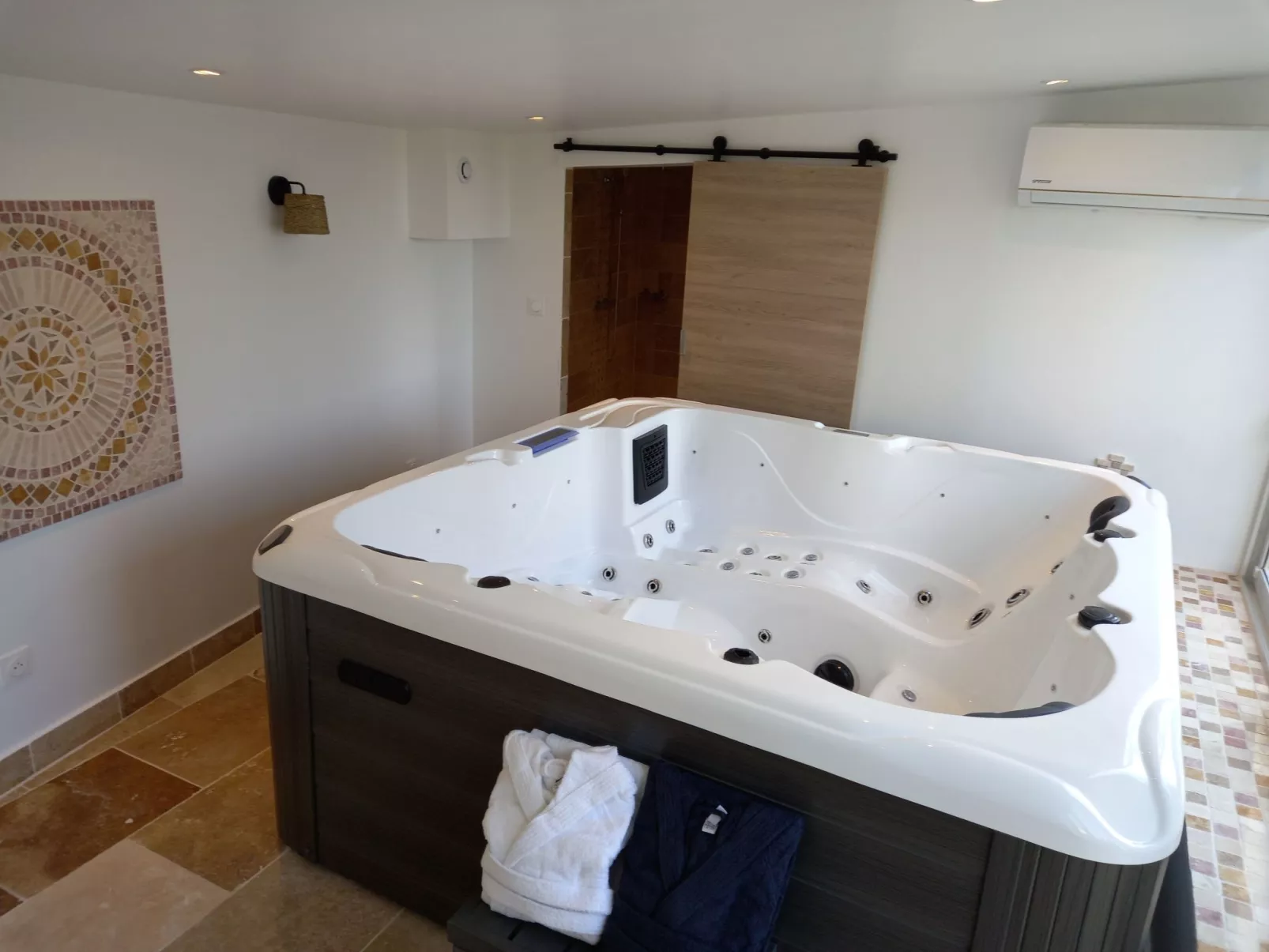 Valentins Gîte Moulin de Tartay in Avignon-Binnen