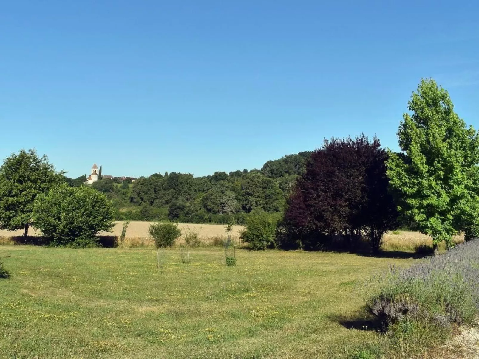 Domäne "Domaine de Ravel"-Buiten