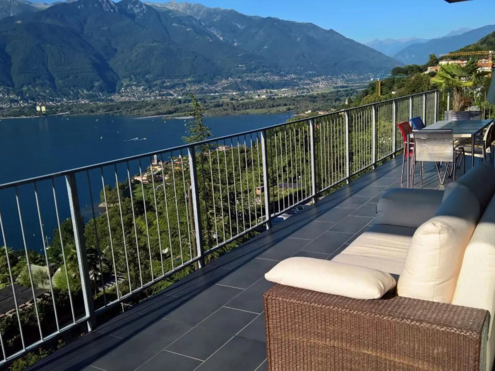 Wohnung an Traumlage mit Tessinerflair-Binnen