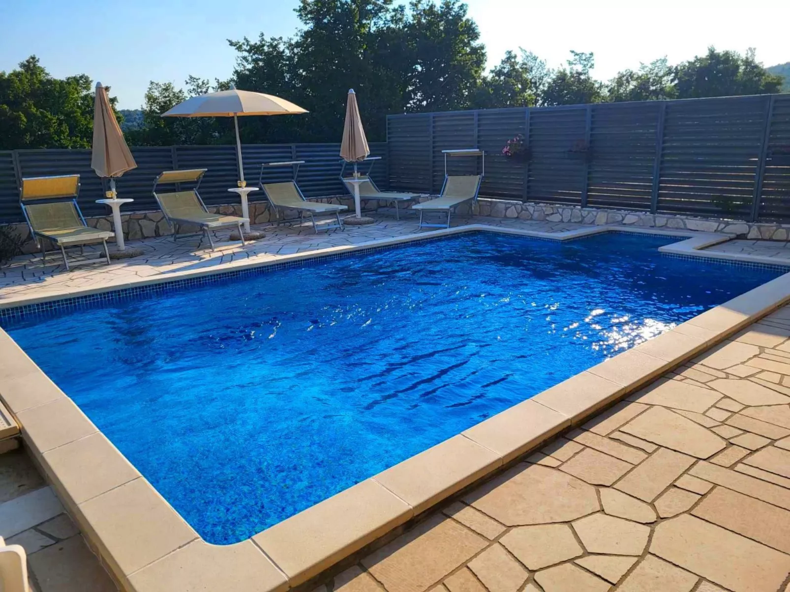 Villa "Haus mit pool" mit eigenem Pool-Buiten