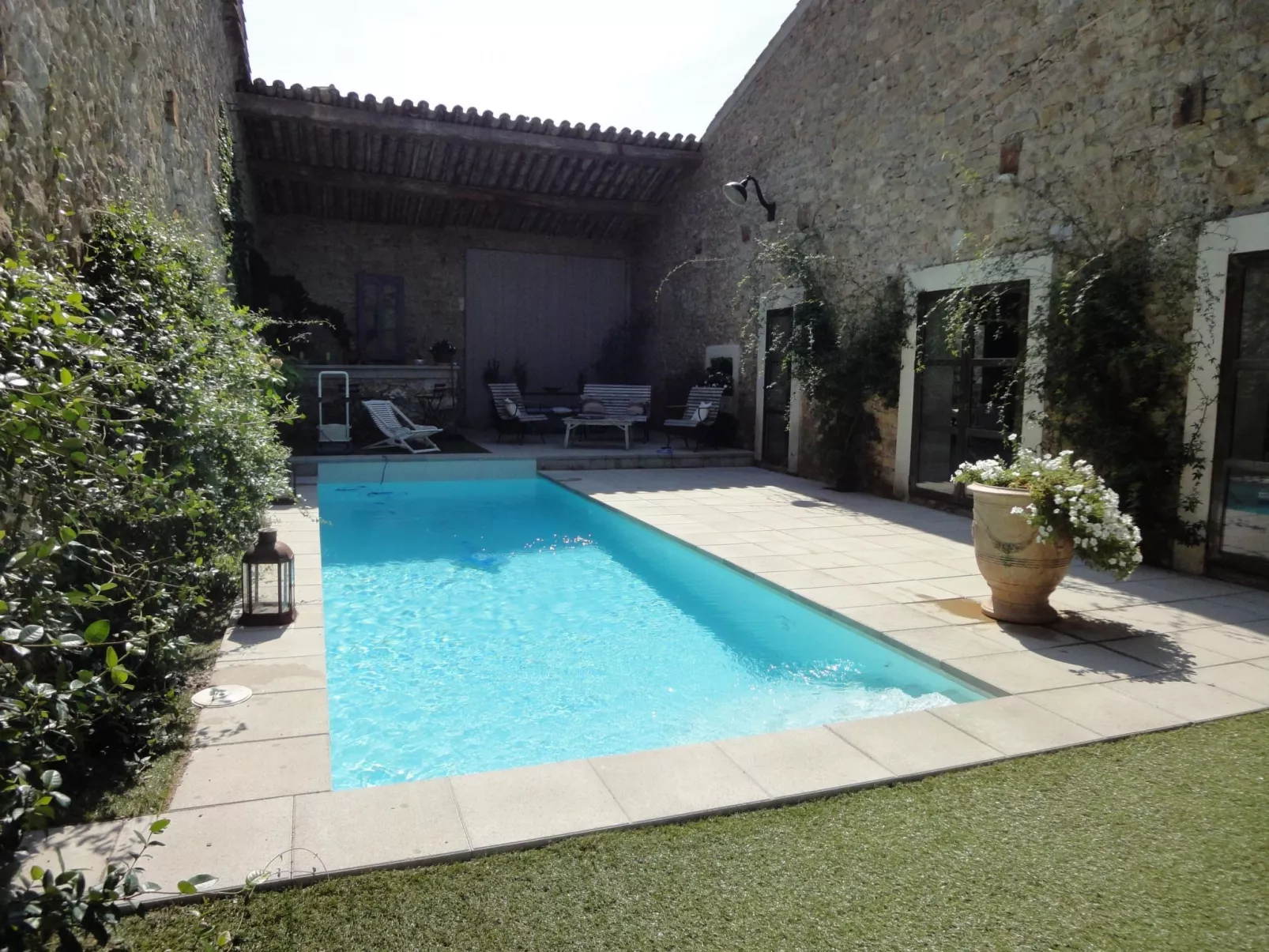 Villa "Brassens" mit privatem Pool-Buiten