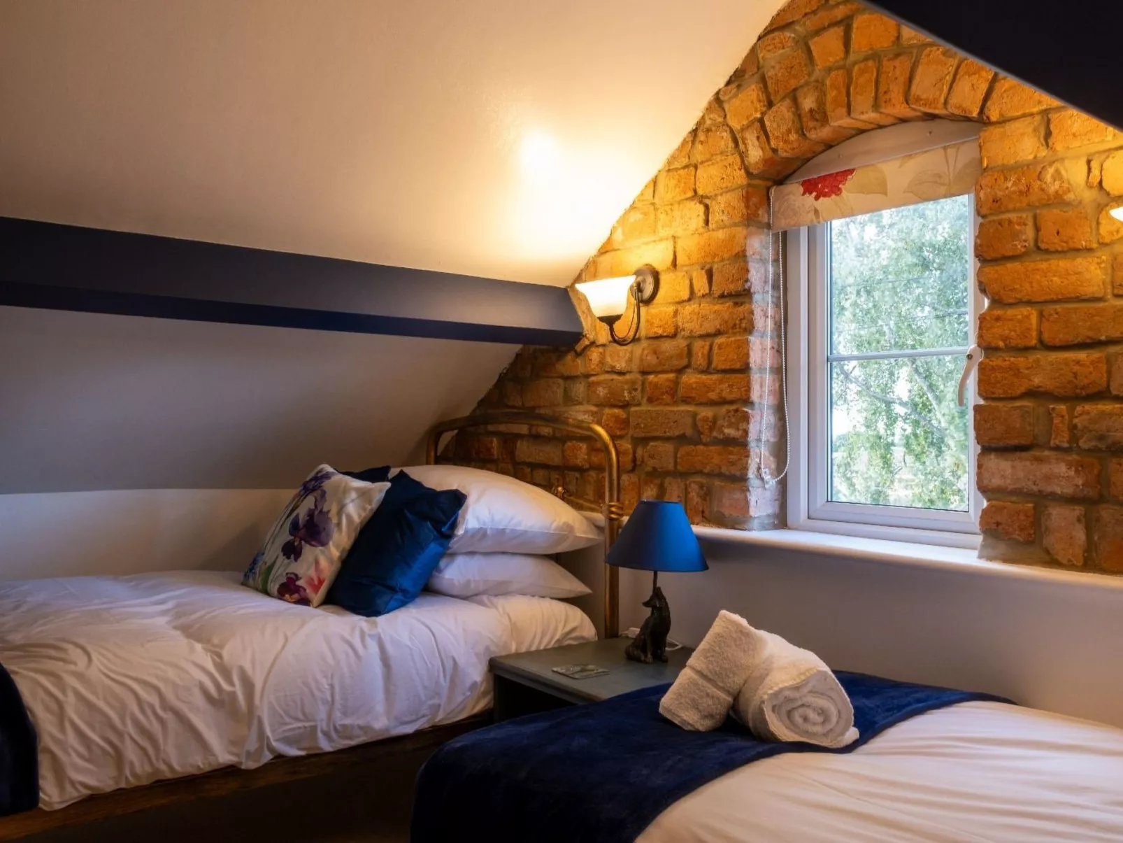 Doverow Cottage-Image-tags.info