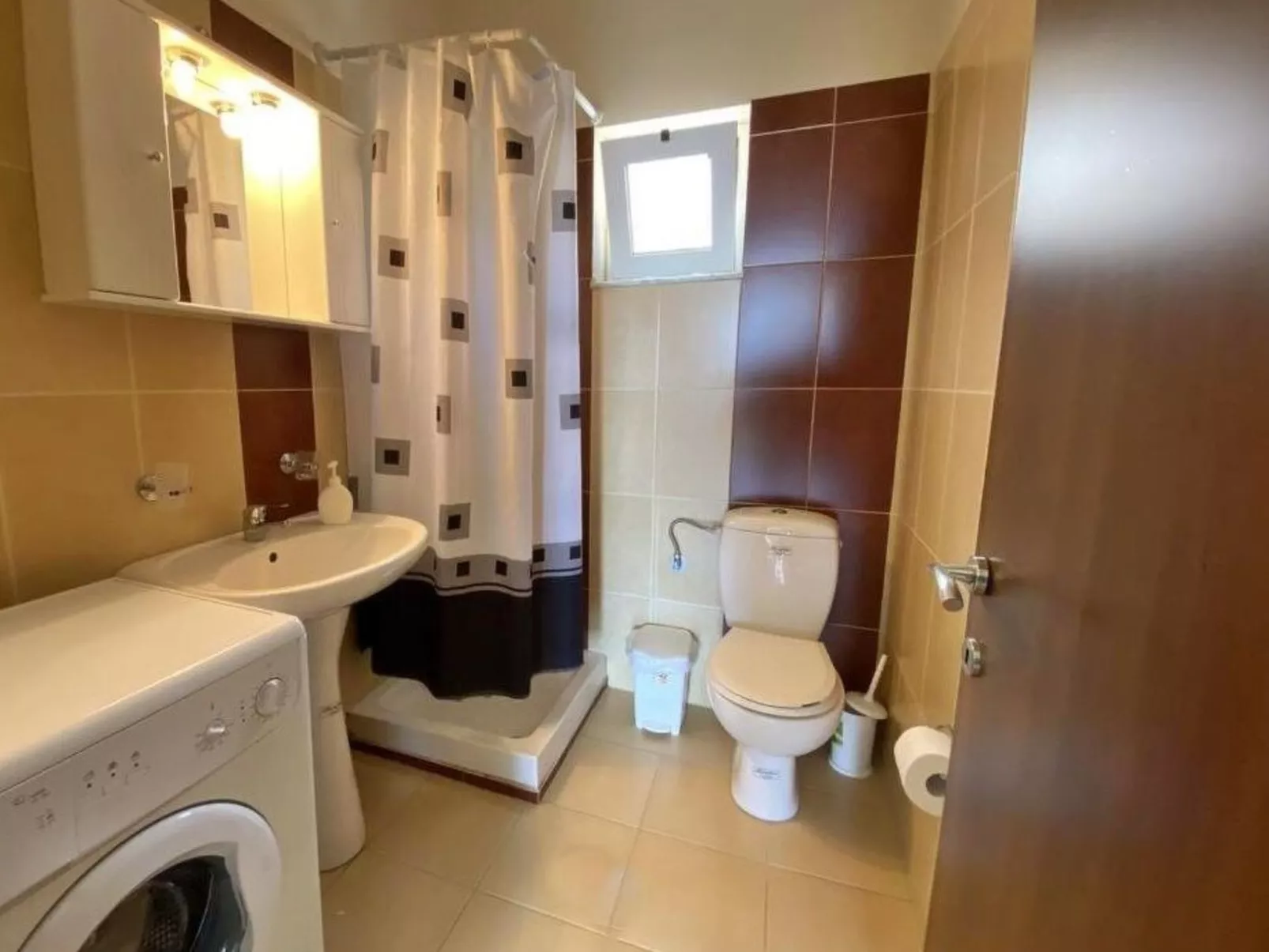 Paterakis Großes Studio Triopetra-Binnen