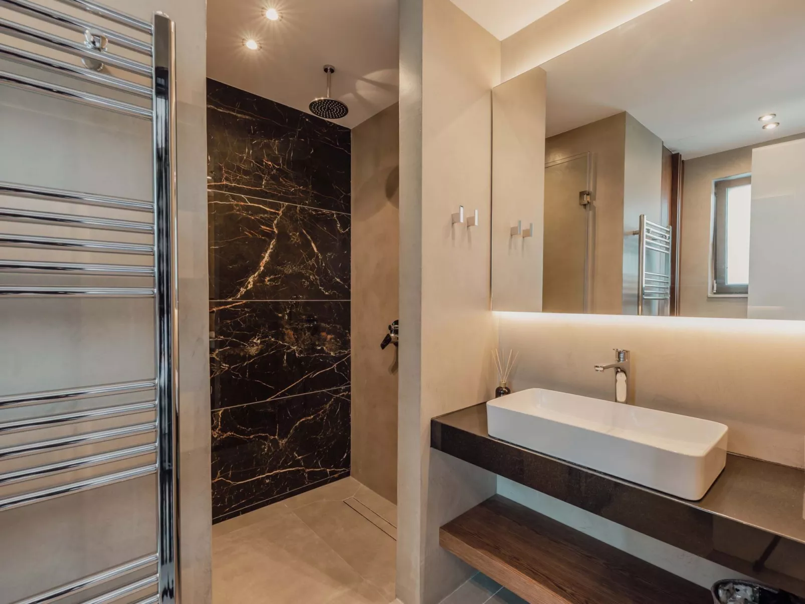 City Moments Penthouse I In der Nähe von allem-Binnen