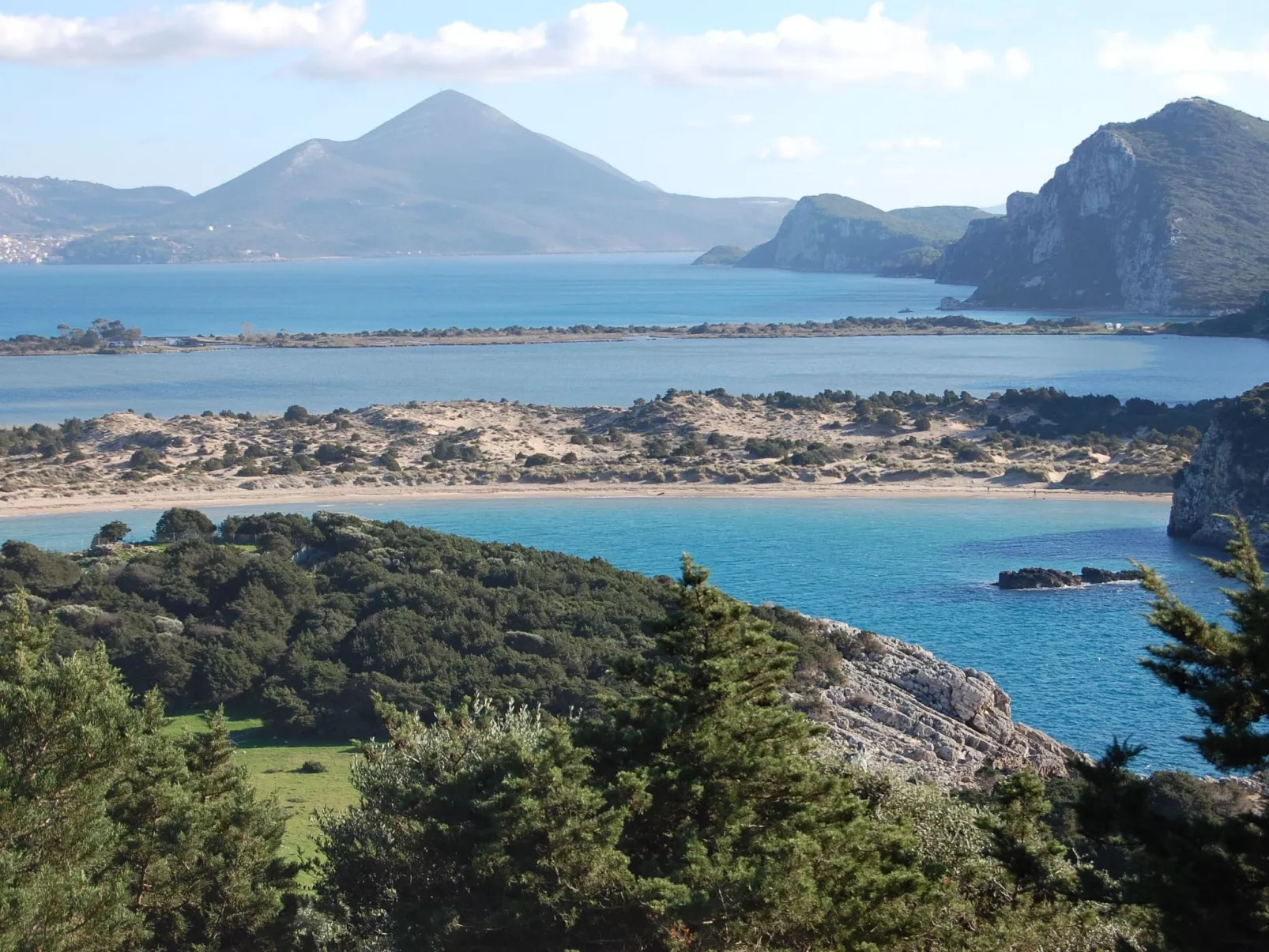 Charly Point Villa-Buiten