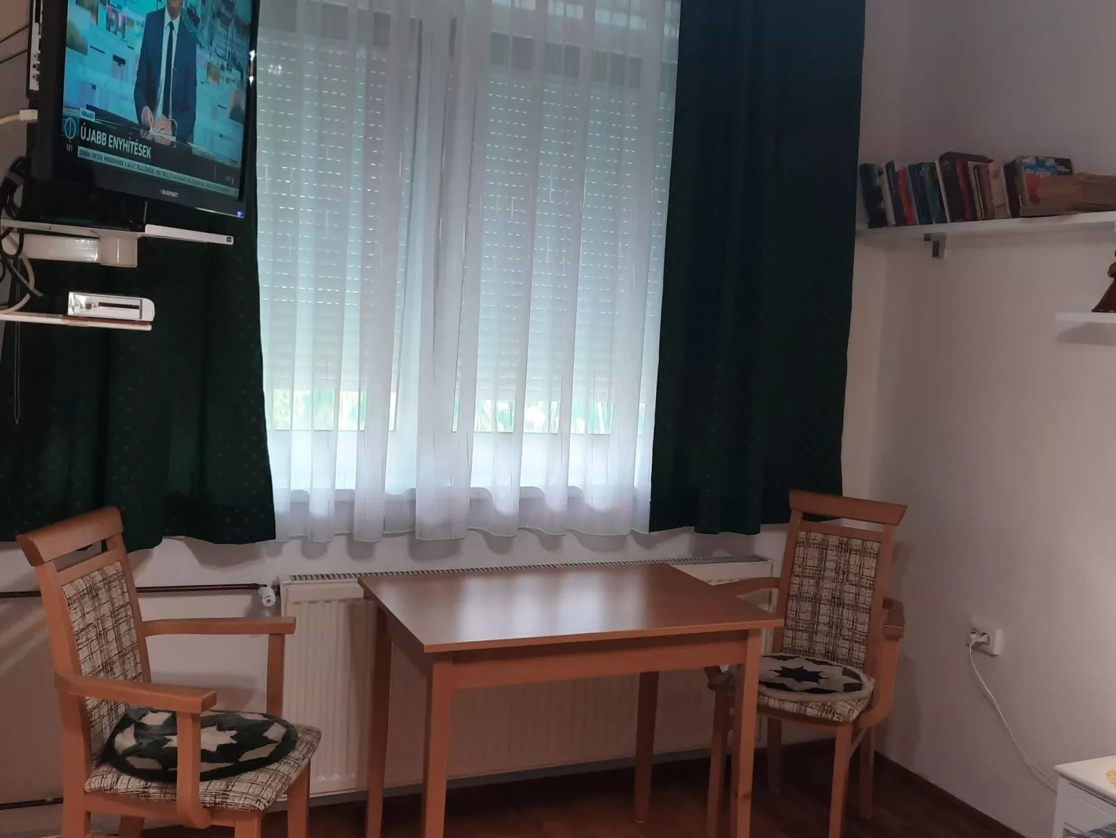 In Bük im Parterre mit Garten-Image-tags.info