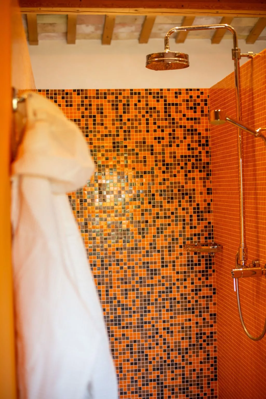 Villa Gelso mit Pool, Sauna und atemberaubender Aussicht-Binnen