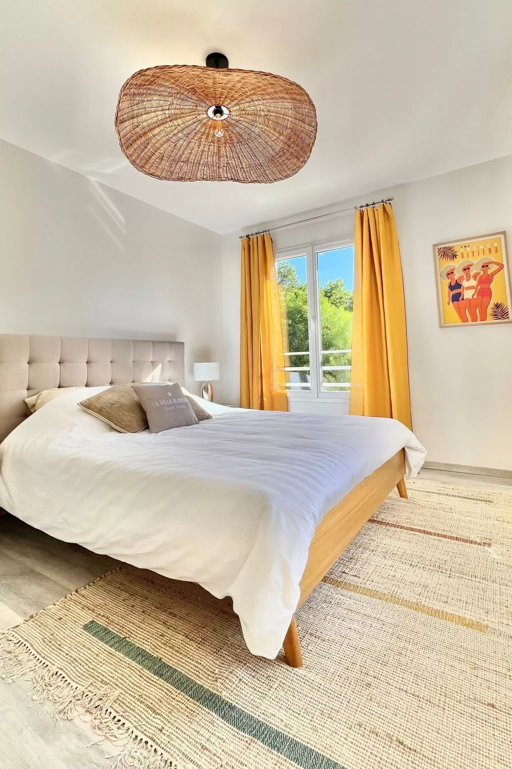 Ferienvilla "La Villa Blanche" (Die weiße Villa)-Image-tags.info