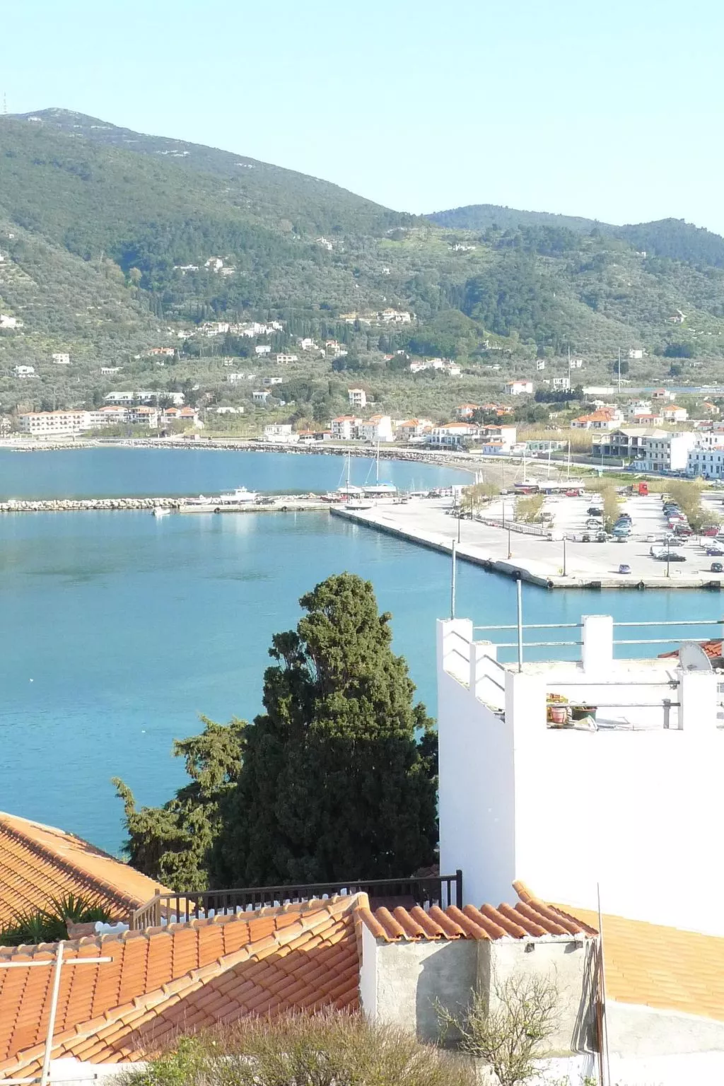 In Skopelos mit Grill und Terrasse-Buiten