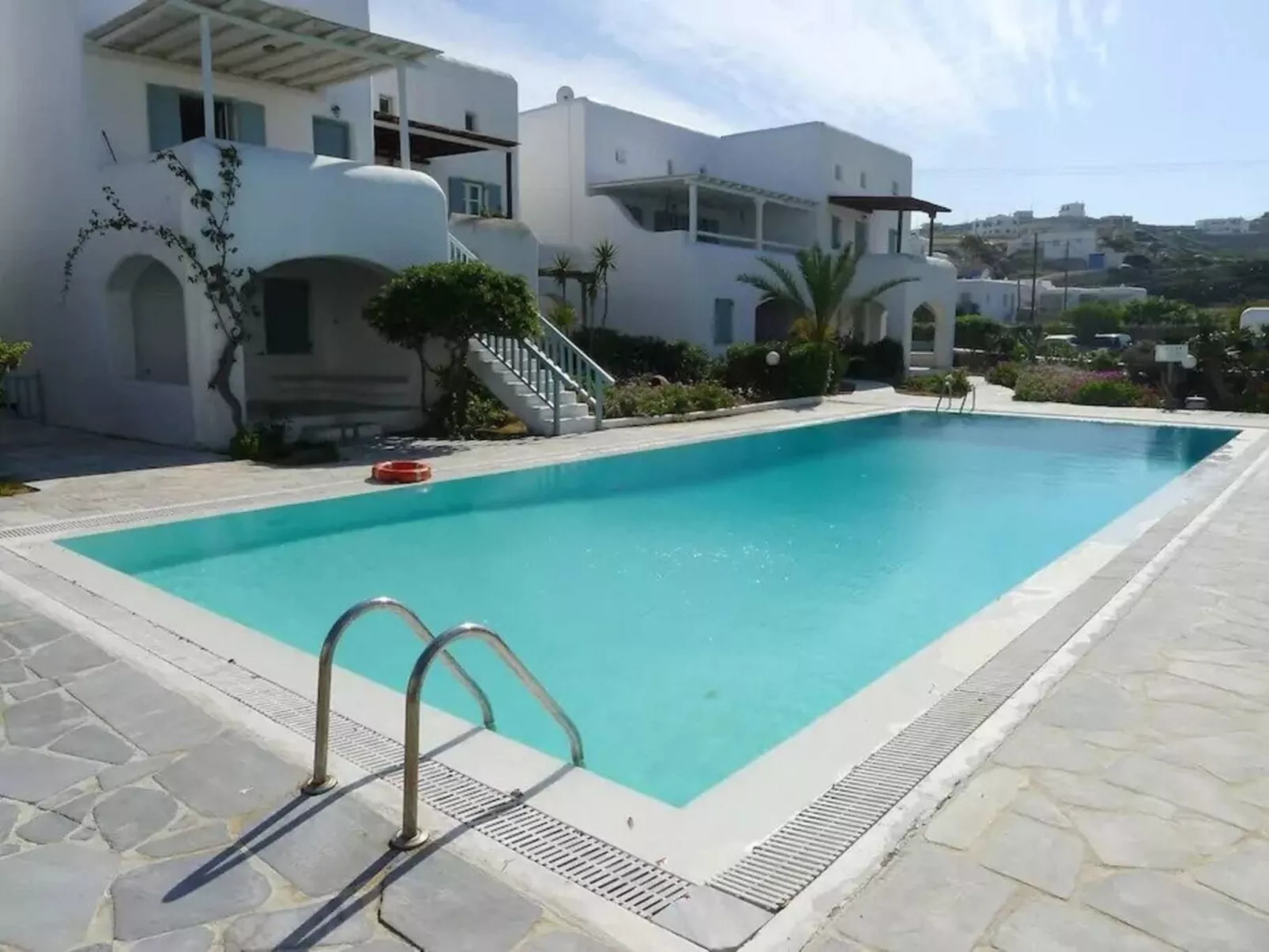 "Mykonian Aroma" mit Pool-Buiten