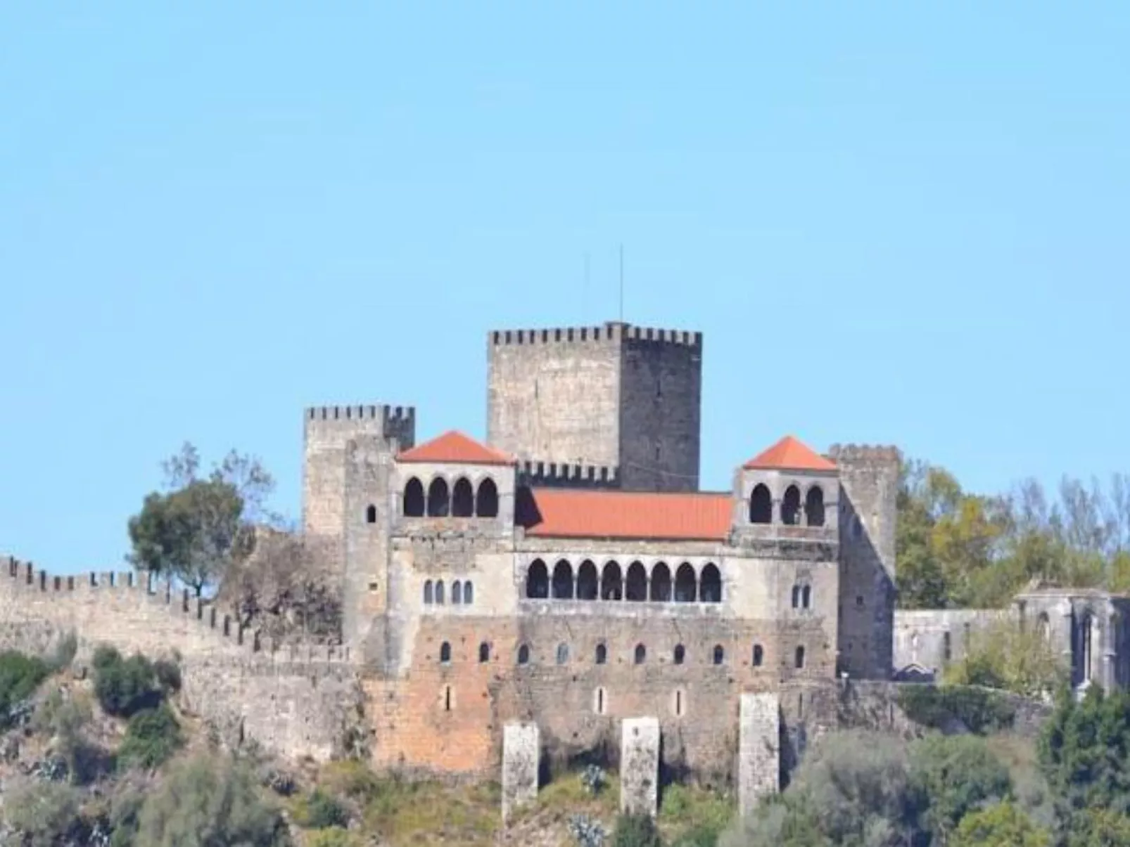 Landhaus "Alcobaca Villa"-Image-tags.info