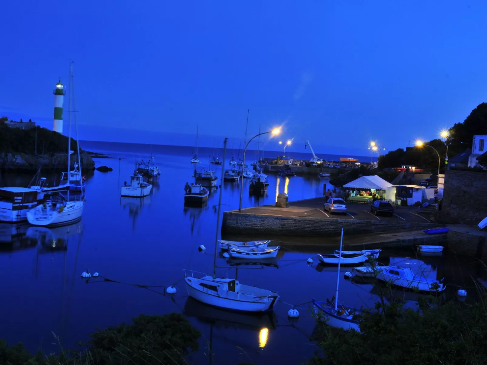 Domäne mit eigenem Garten und Grill-Buiten