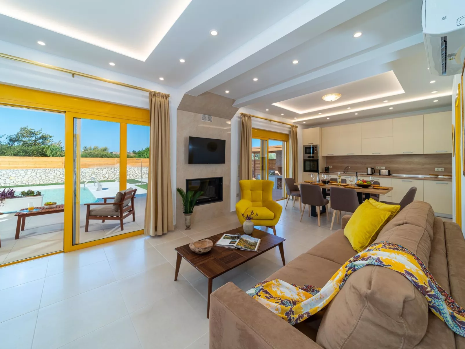 Schöne Ferienvilla Ilios-Binnen