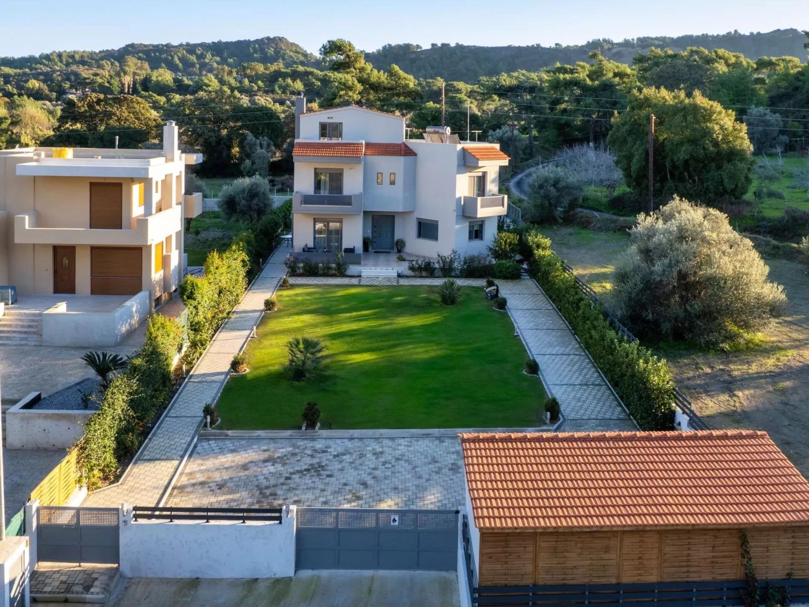 Versteckte Villa-Image-tags.info