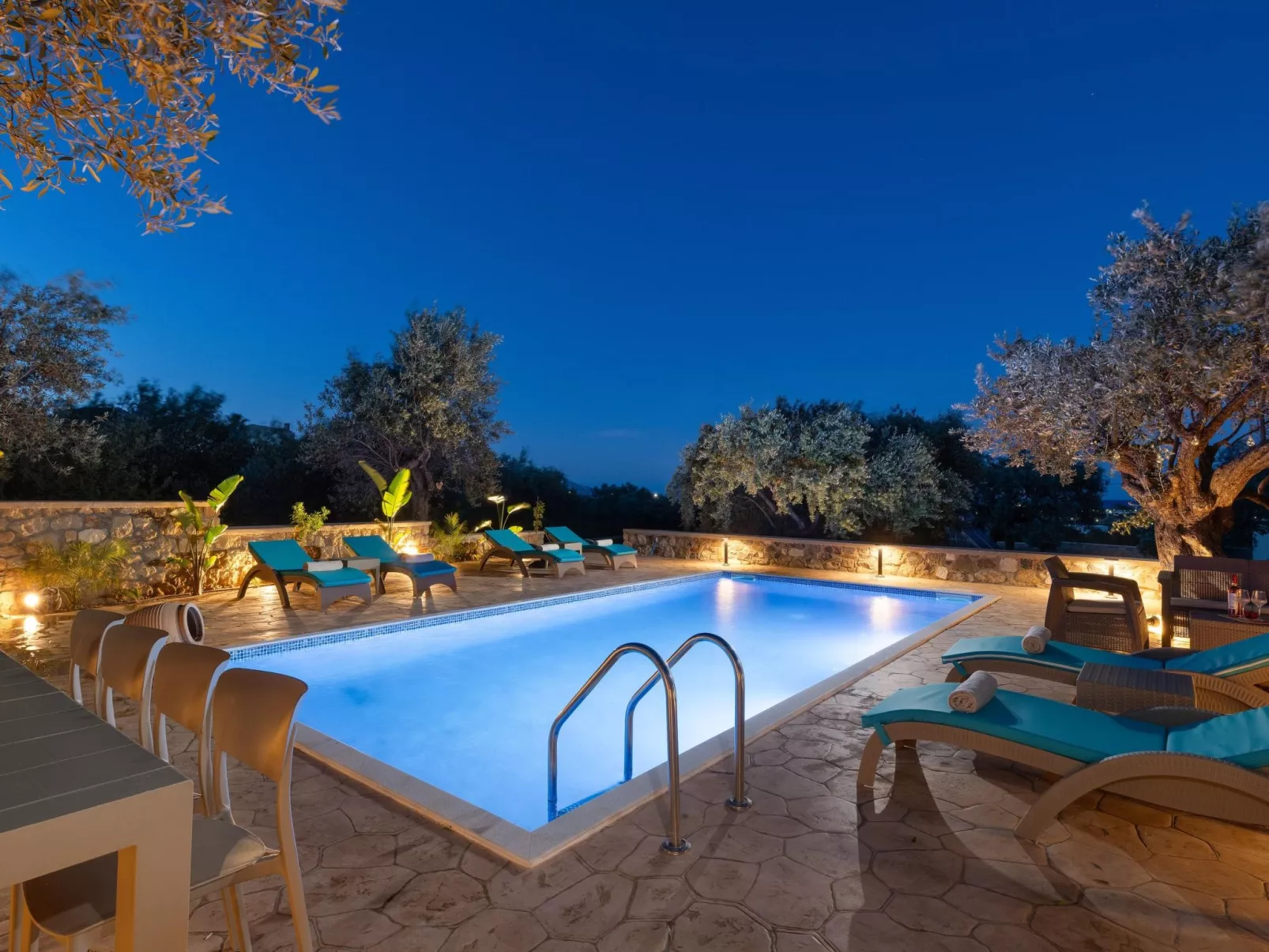 Für 6 Personen ca. 130 m