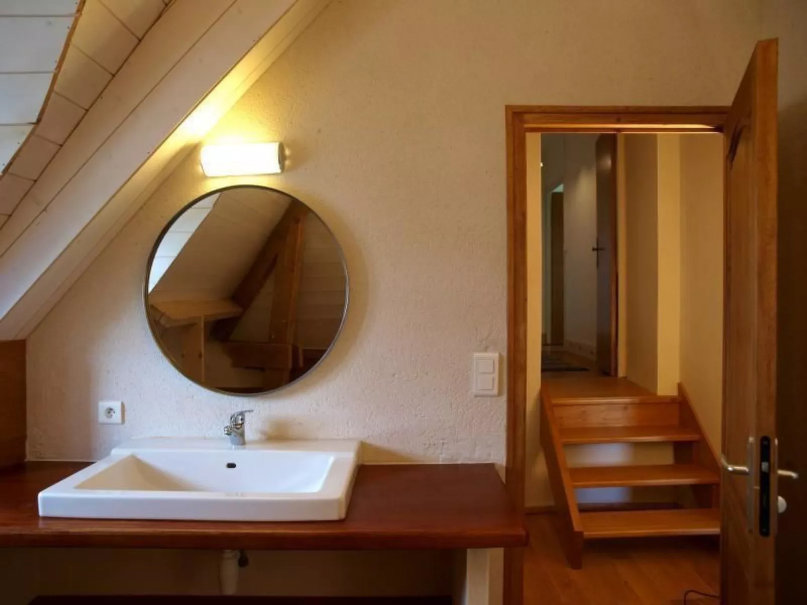 Geräumiges Haus mit direktem Zugang zum Strand-Binnen