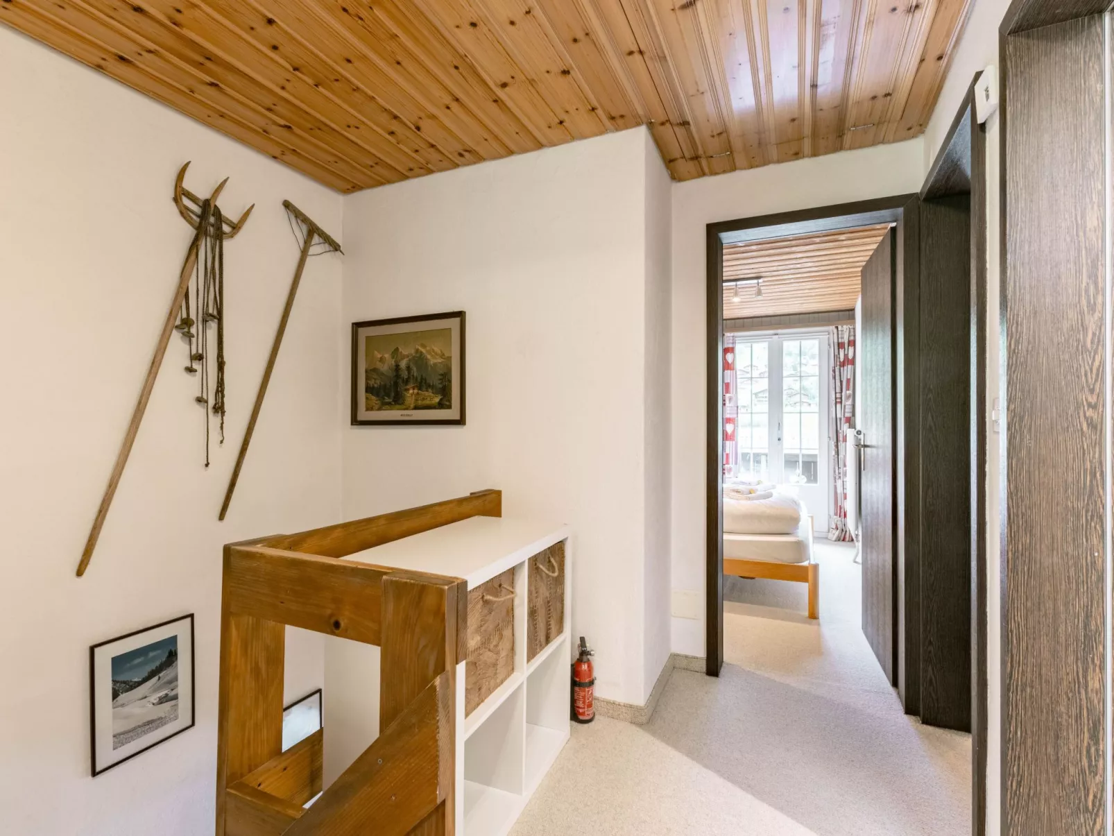 Apartment Rotstock-Image-tags.info