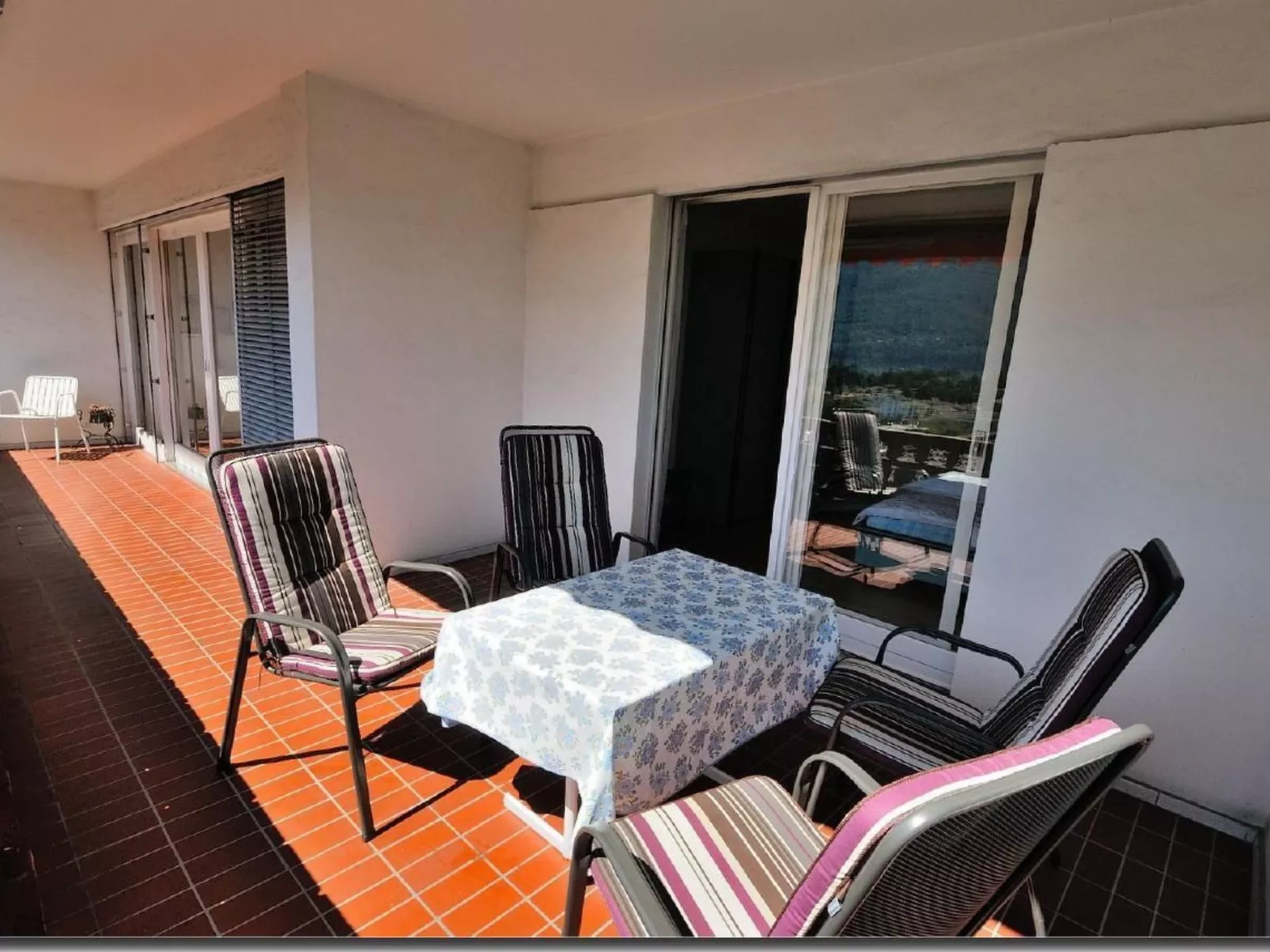 My charming nest-Buiten