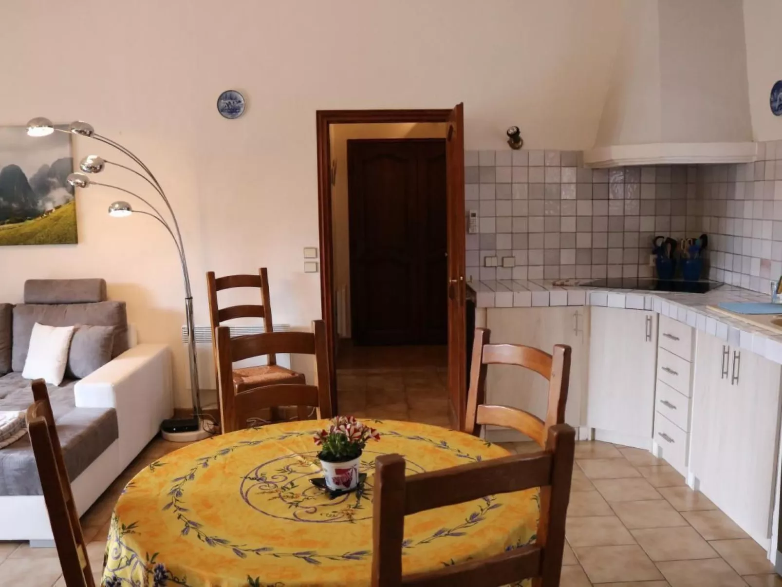 La Garonnette 12-Binnen