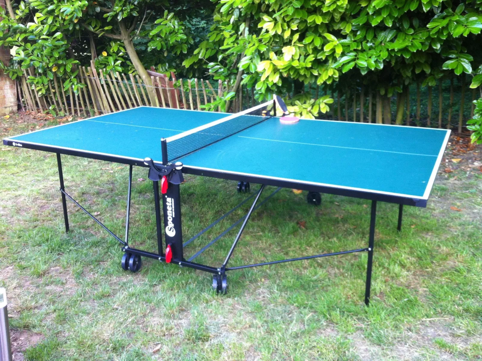 Entspannen Sie sich in der Villa mit privatem Pool, BBQ und Tischtennisplatte-Buiten