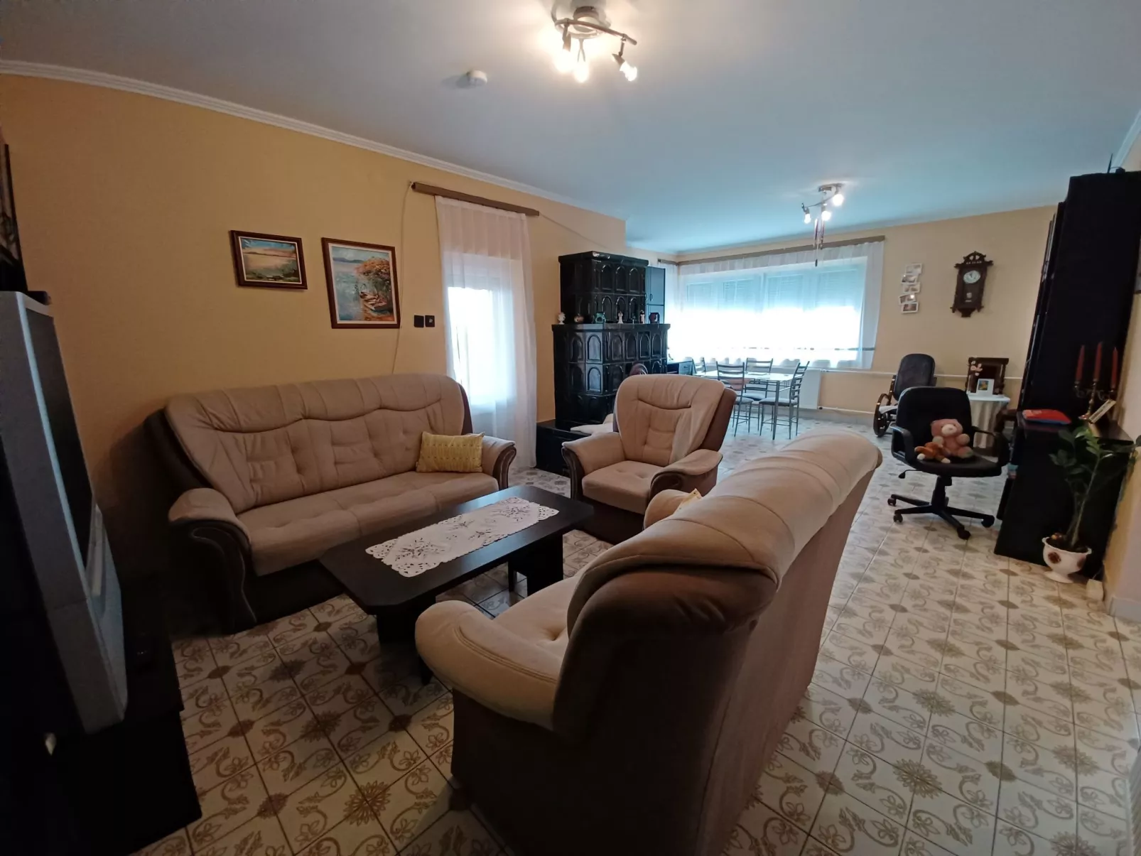 Schönes Appartement-Binnen