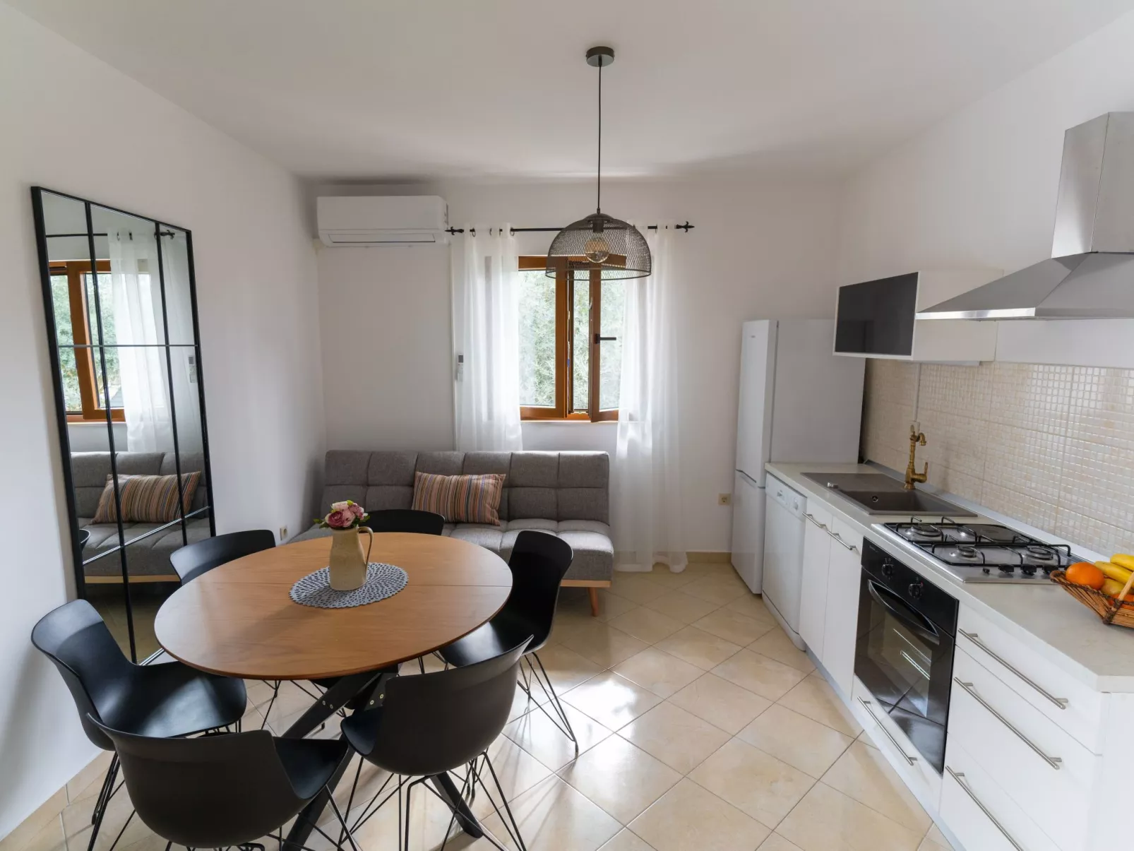 Ferienvilla "Casa Korina" mit eigenem Pool-Binnen