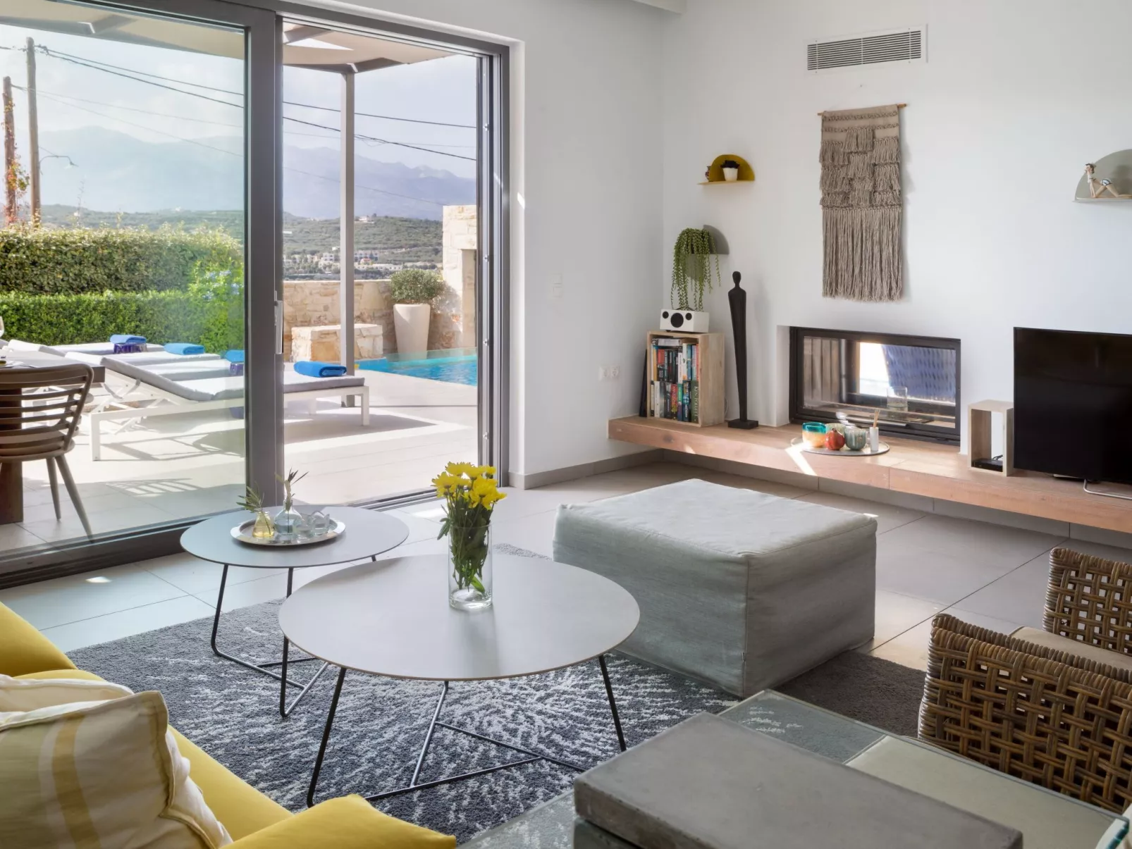 Gut ausgestattete Villa mit Pool und privatem Garten-Binnen