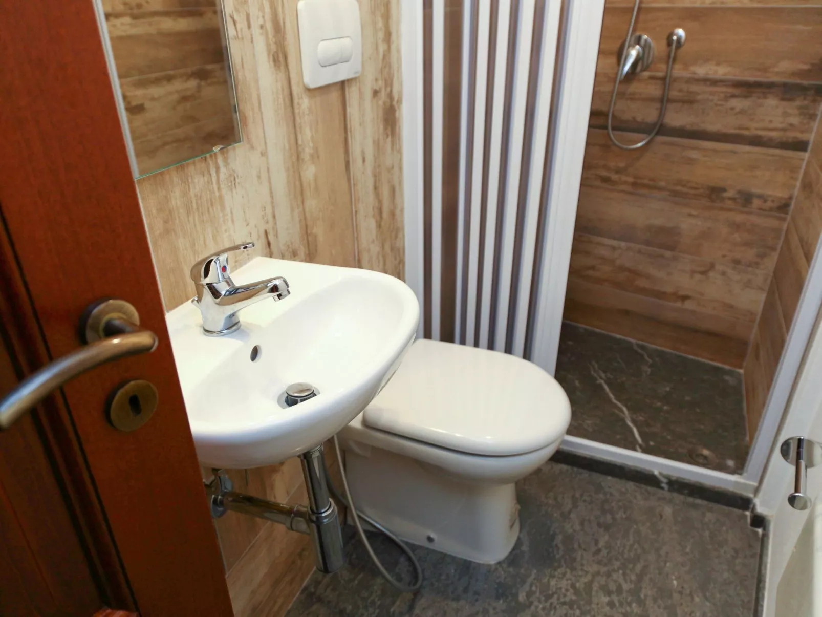 Wine House-Image-tags.info