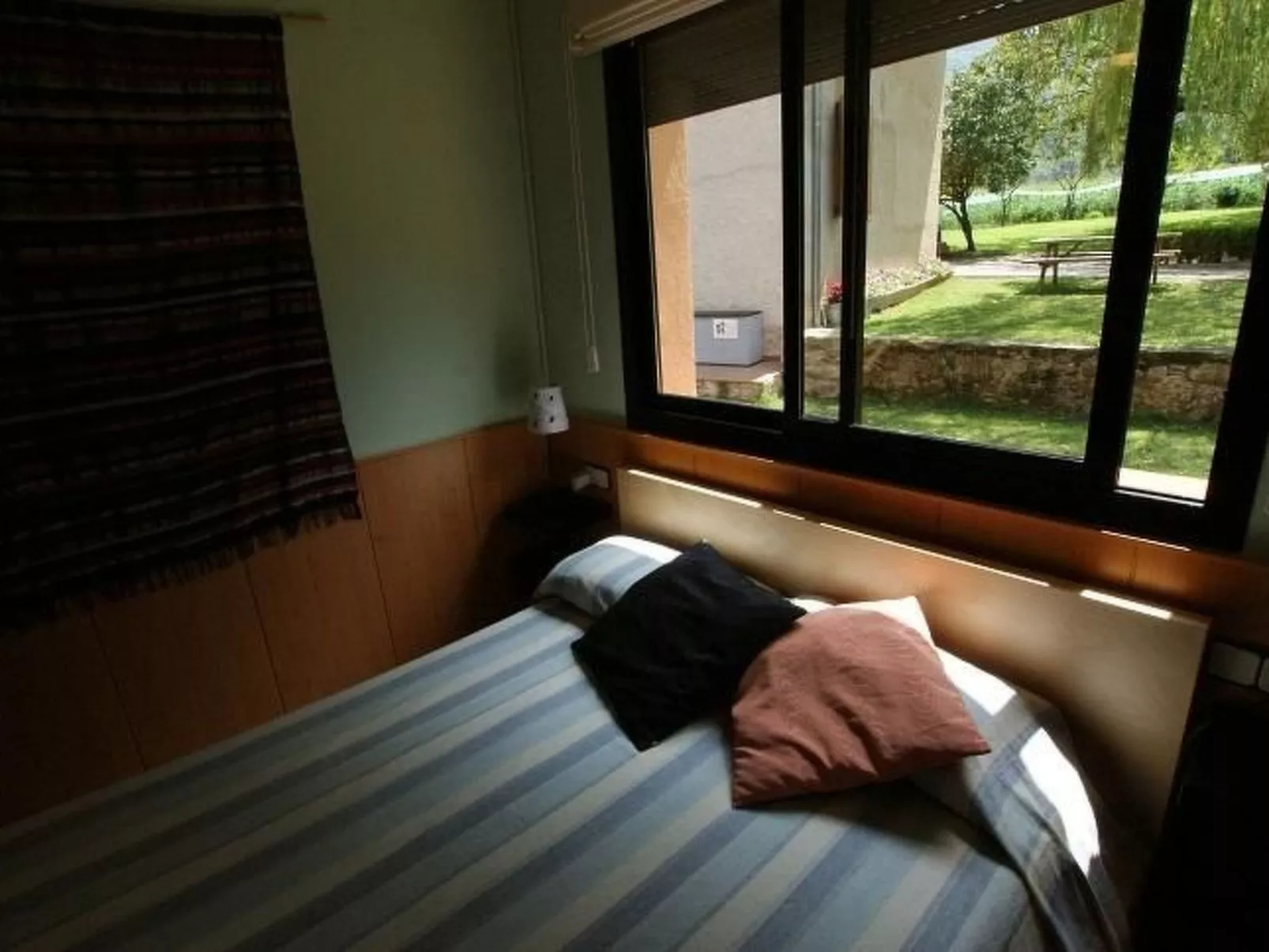 Kleiner Bungalow mit zwei Schlafzimmern.-Binnen