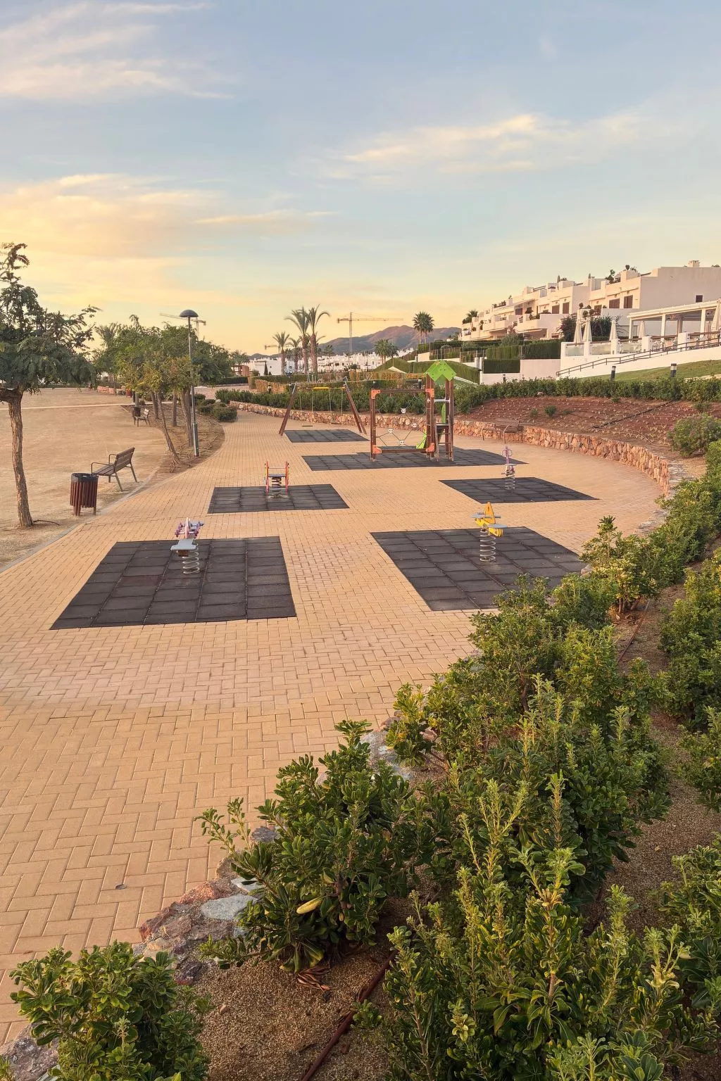 Entspannungs- und Aktivitätsumgebung - E-Ladegerät-Buiten