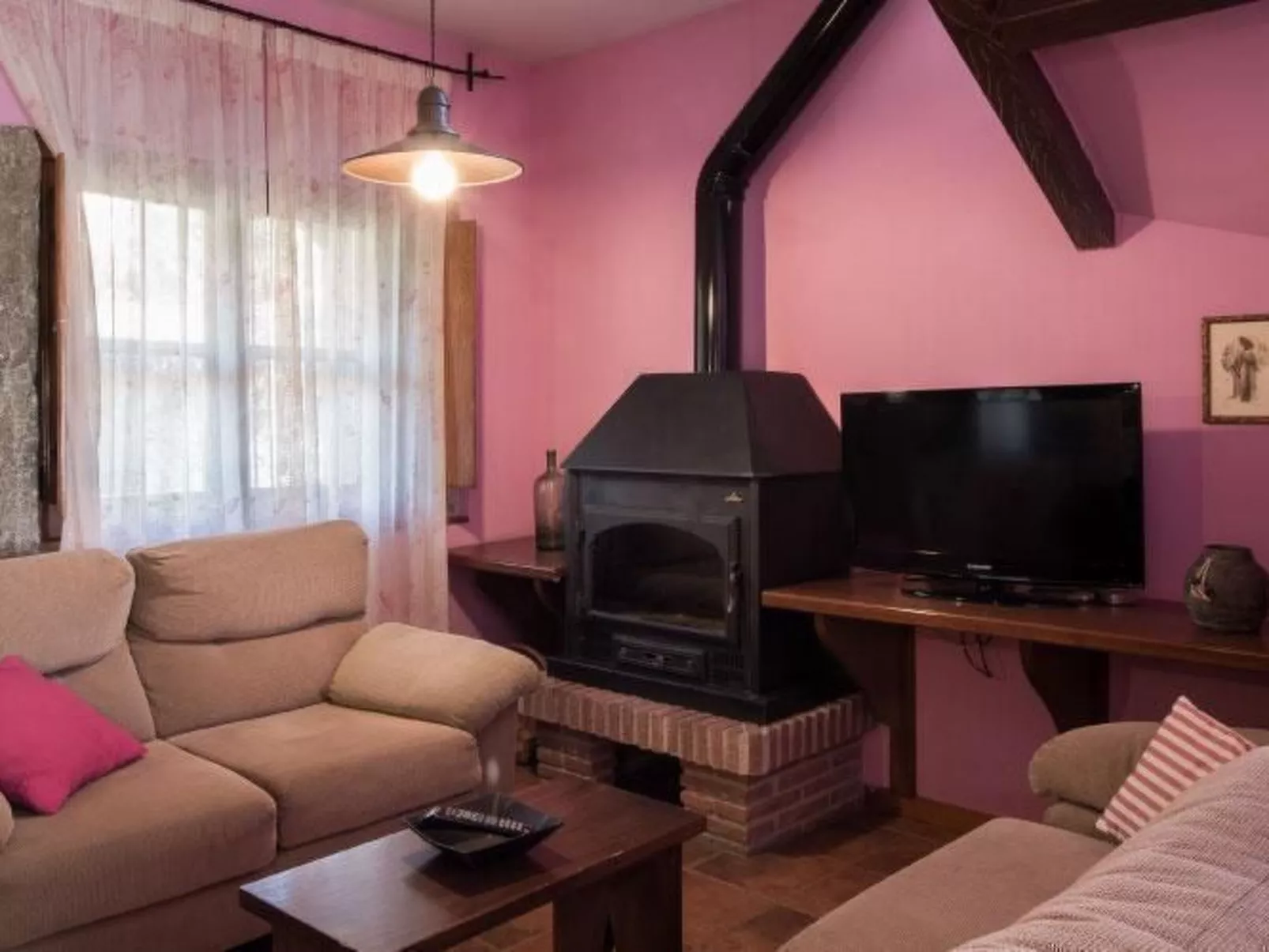 Natürlicher Urlaub in einem Ferienhaus mit Garten und Terrasse-Binnen