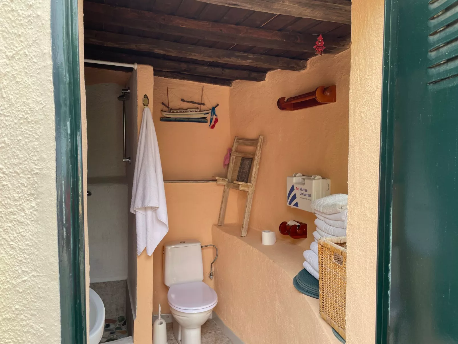 La Casita mit gemeinschaftlichem Wellnessbereich-Buiten