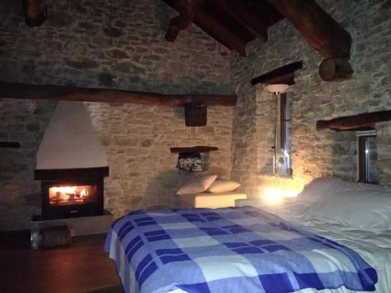 Piccola casa romantica-Binnen